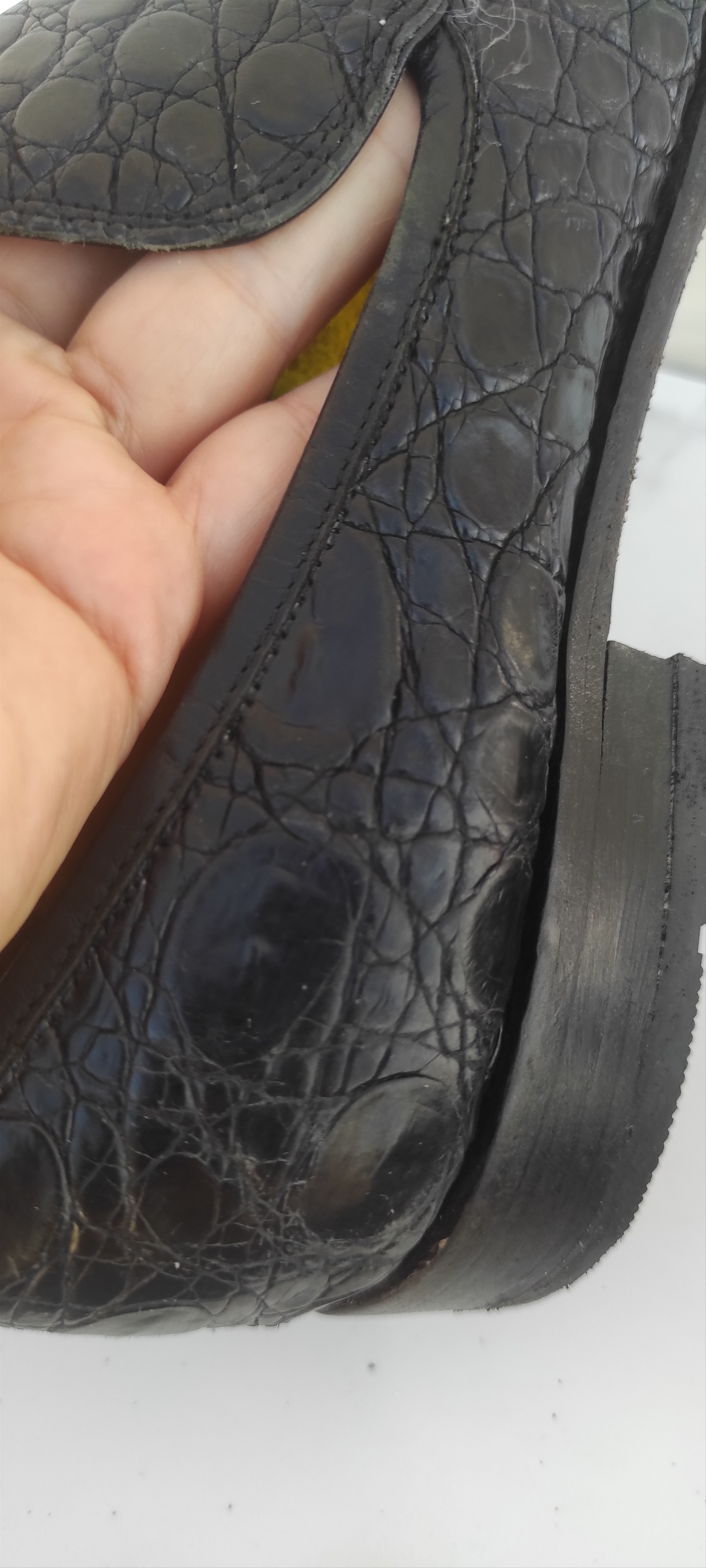 Cole Haan Cole Haan Genuine Crocodile Slip-On Loafer Size 9 1/2 Size US 9.5 / EU 42-43 - 11 Thumbnail