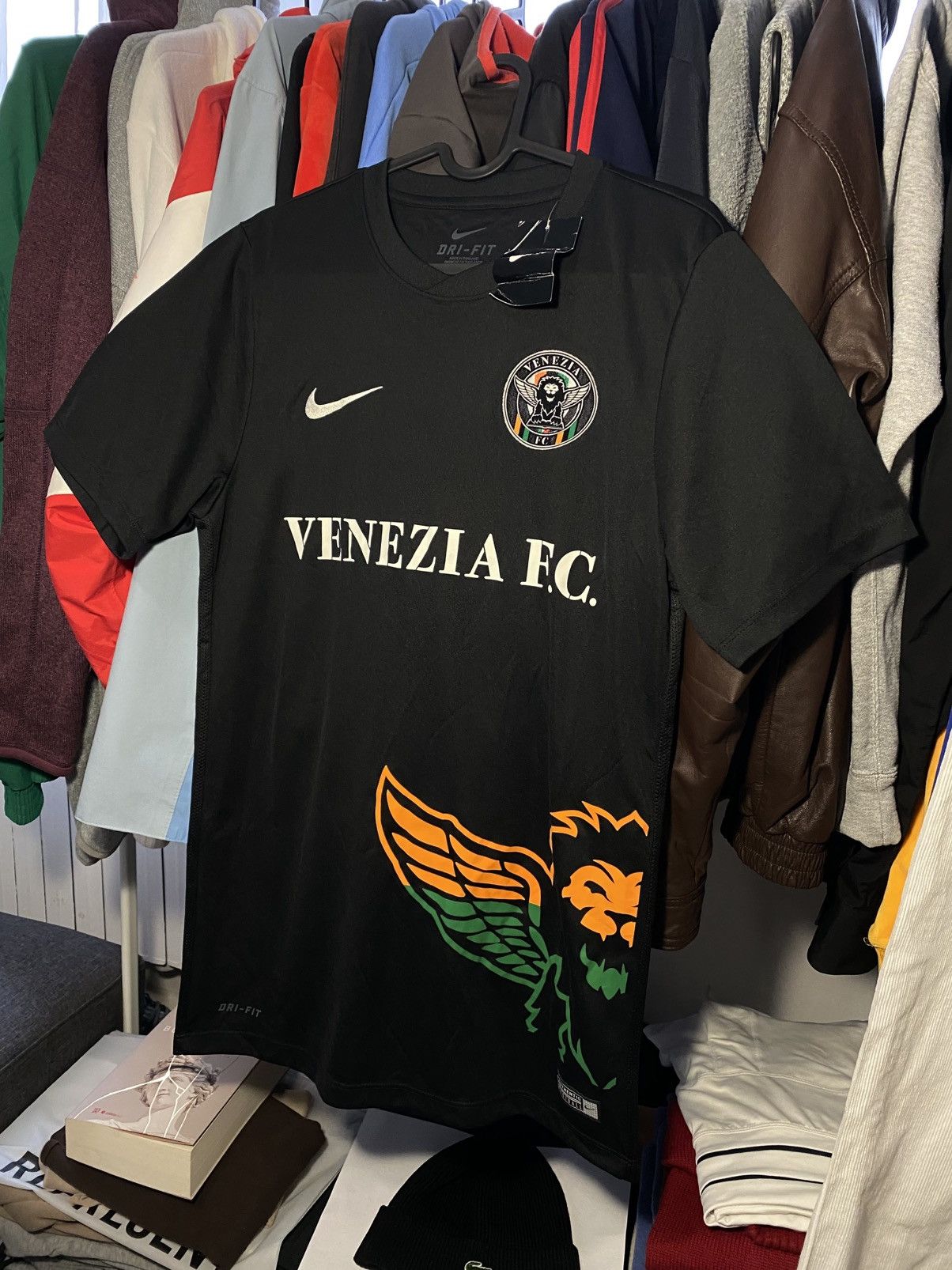 Nike Nike Venezia FC 2016-17 Home Soccer Jersey T-shirt M BNWT Size US M / EU 48-50 / 2 - 2 Thumbnail