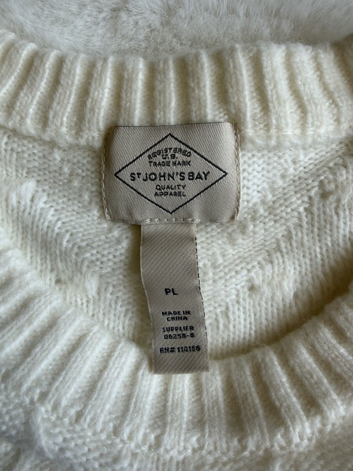 St. Johns Bay St. John's Bay Classic Cable Sweater - (PL) Size L / US 10 / IT 46 - 6 Thumbnail