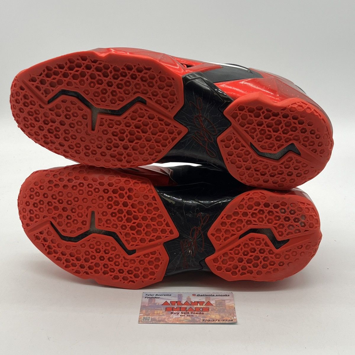 Nike Lebron 11 away Size US 11 / EU 44 - 7 Thumbnail