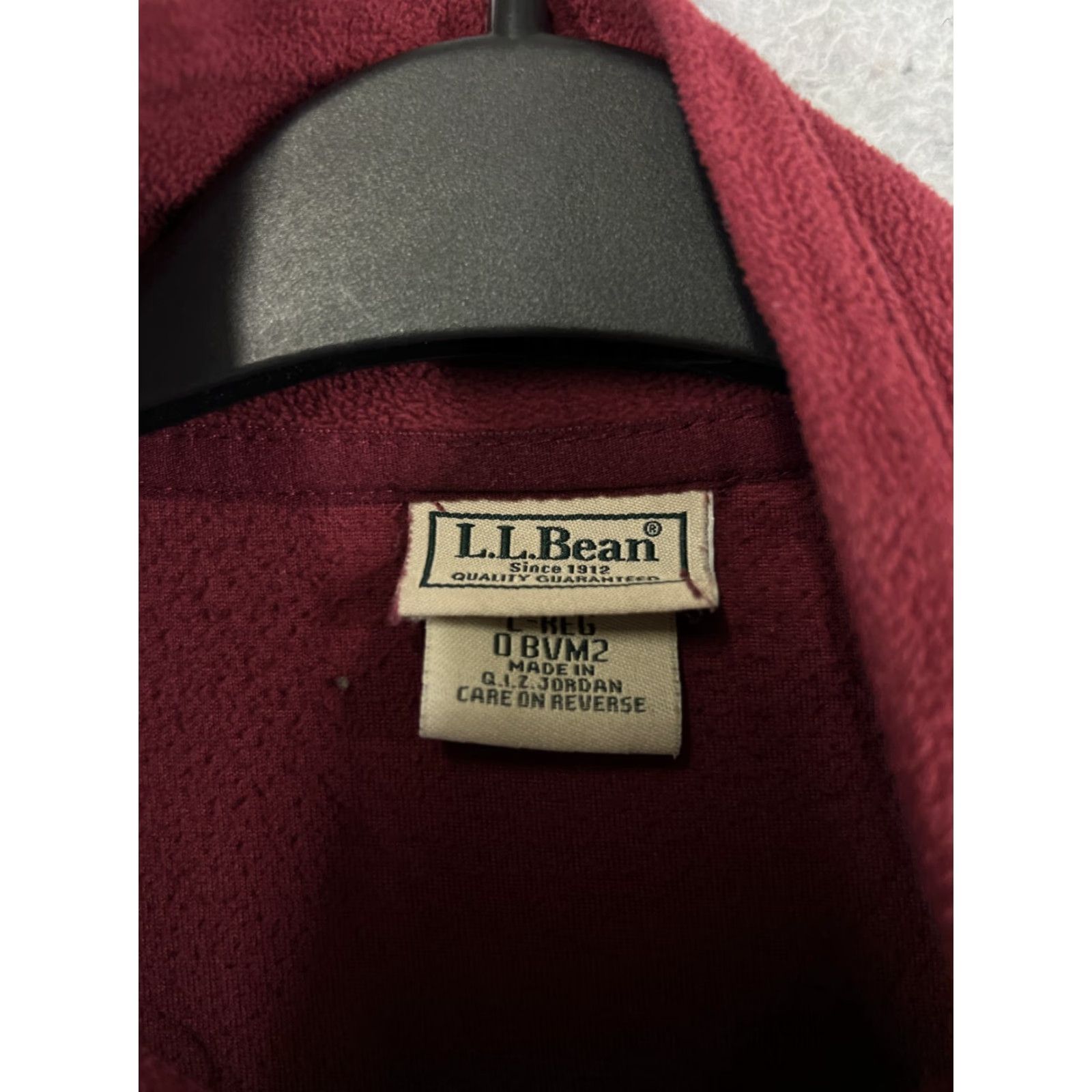 Vintage LL Bean Sweater Mens Large Red Long Sleeve 1/4 Zip Fleece 100% Polyester Pocket Size US L / EU 52-54 / 3 - 4 Thumbnail