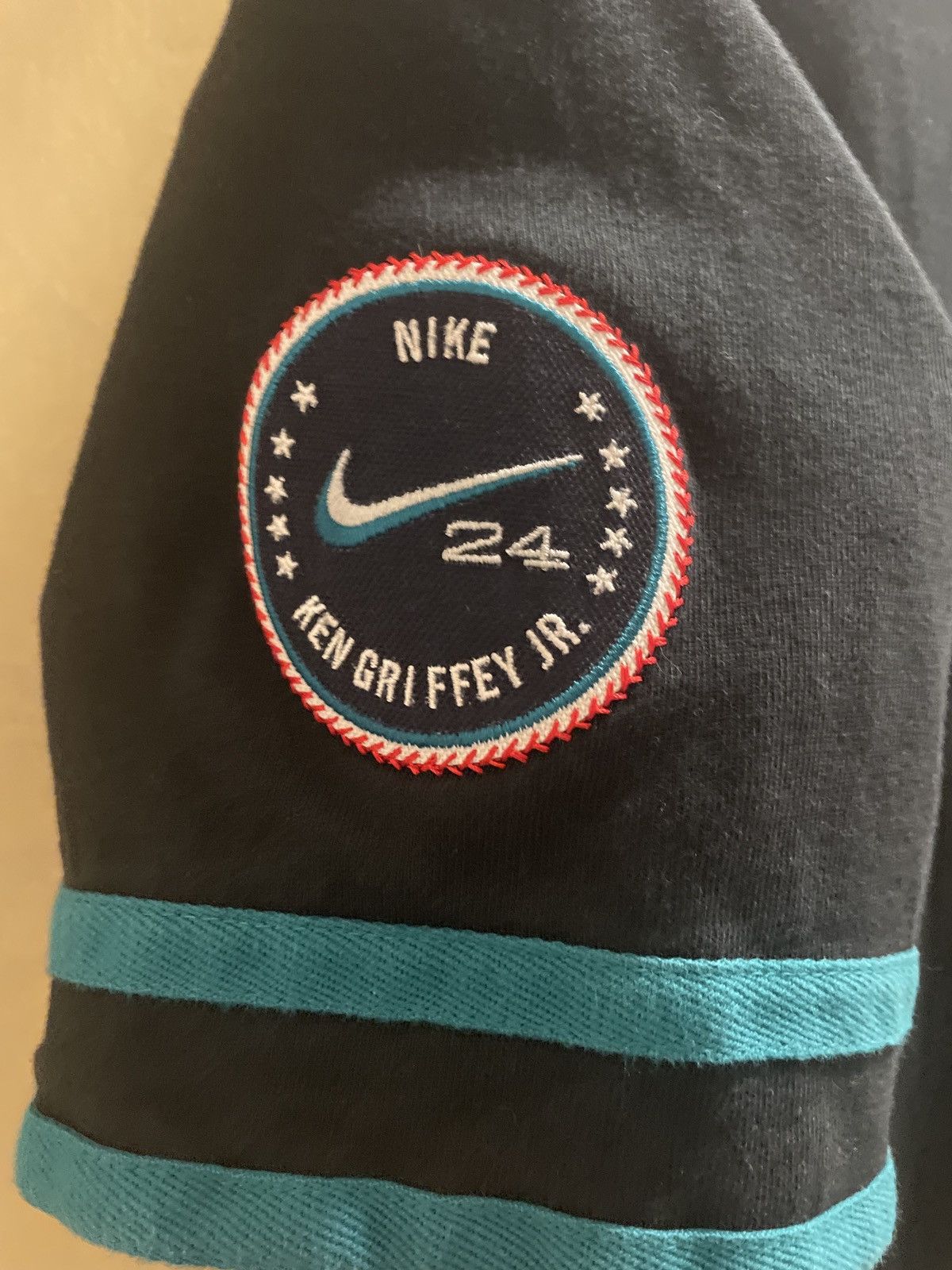 Nike Ken Griffey Jr “The Kid” Exclusive Jersey Size US S / EU 44-46 / 1 - 4 Thumbnail