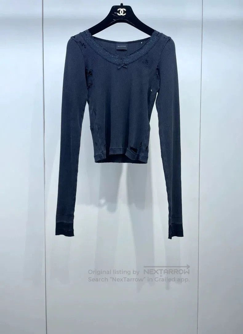 Balenciaga Balenciaga Distressed Gray Fitted Top. Size US XS / EU 42 / 0 - 1 Thumbnail
