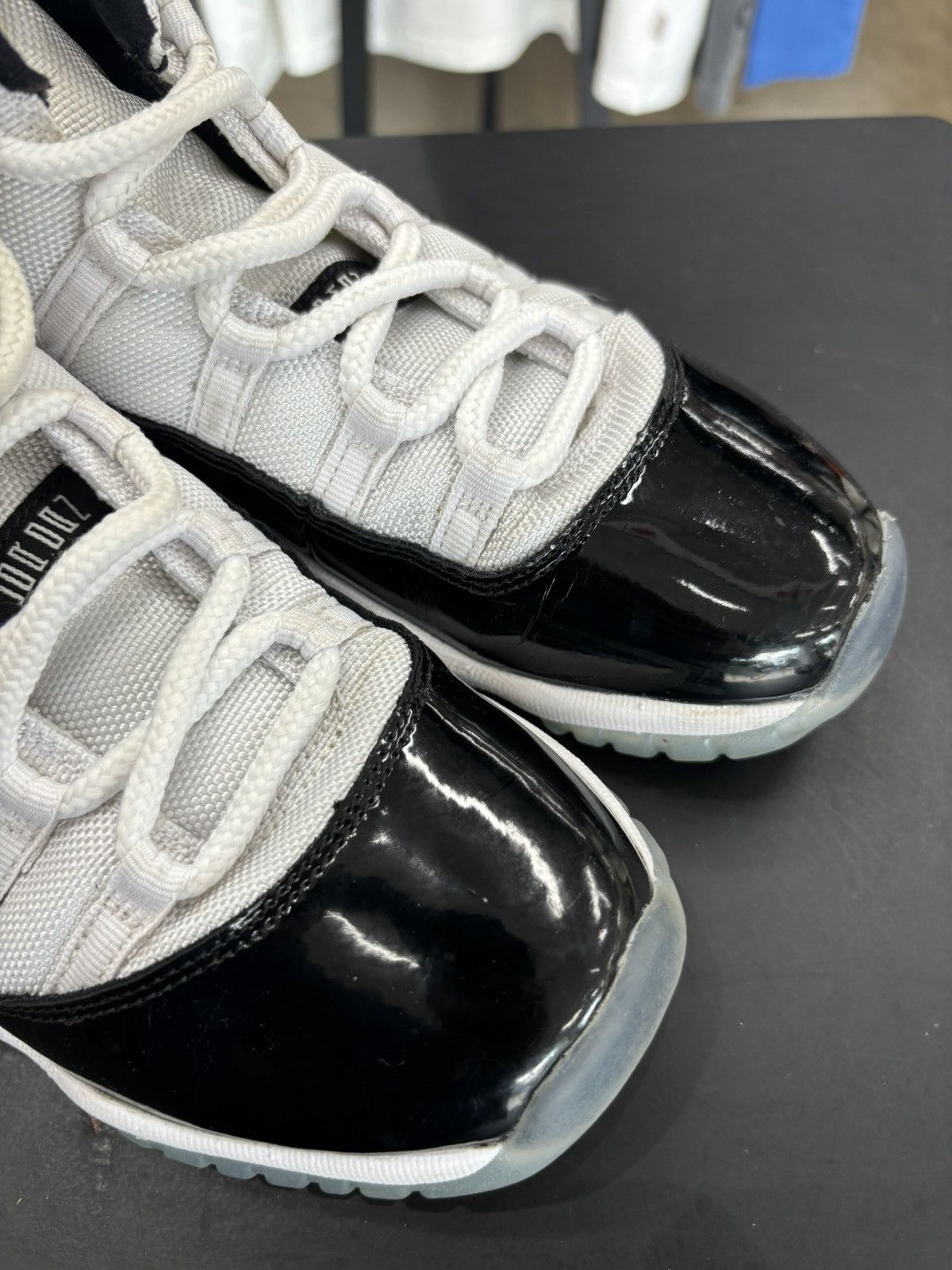 Jordan Brand Air Jordan 11 Concord Sz. 7Y (2018) Size US 7 / EU 40 - 7 Thumbnail