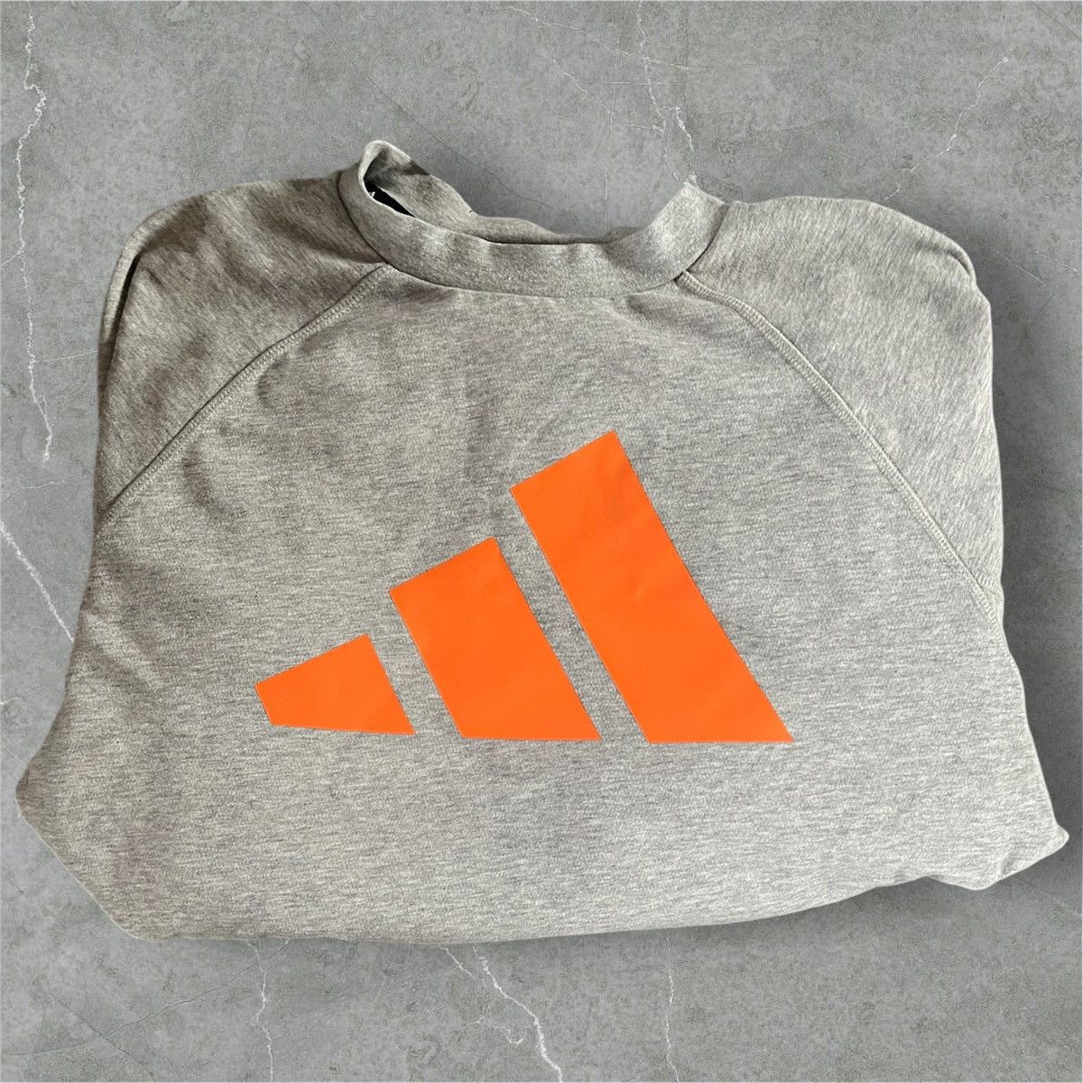 Adidas × Vintage Vintage Original Adidas T-Shirt/Tee/Shirt Grey/Orange XL Size US M / EU 48-50 / 2 - 3 Thumbnail