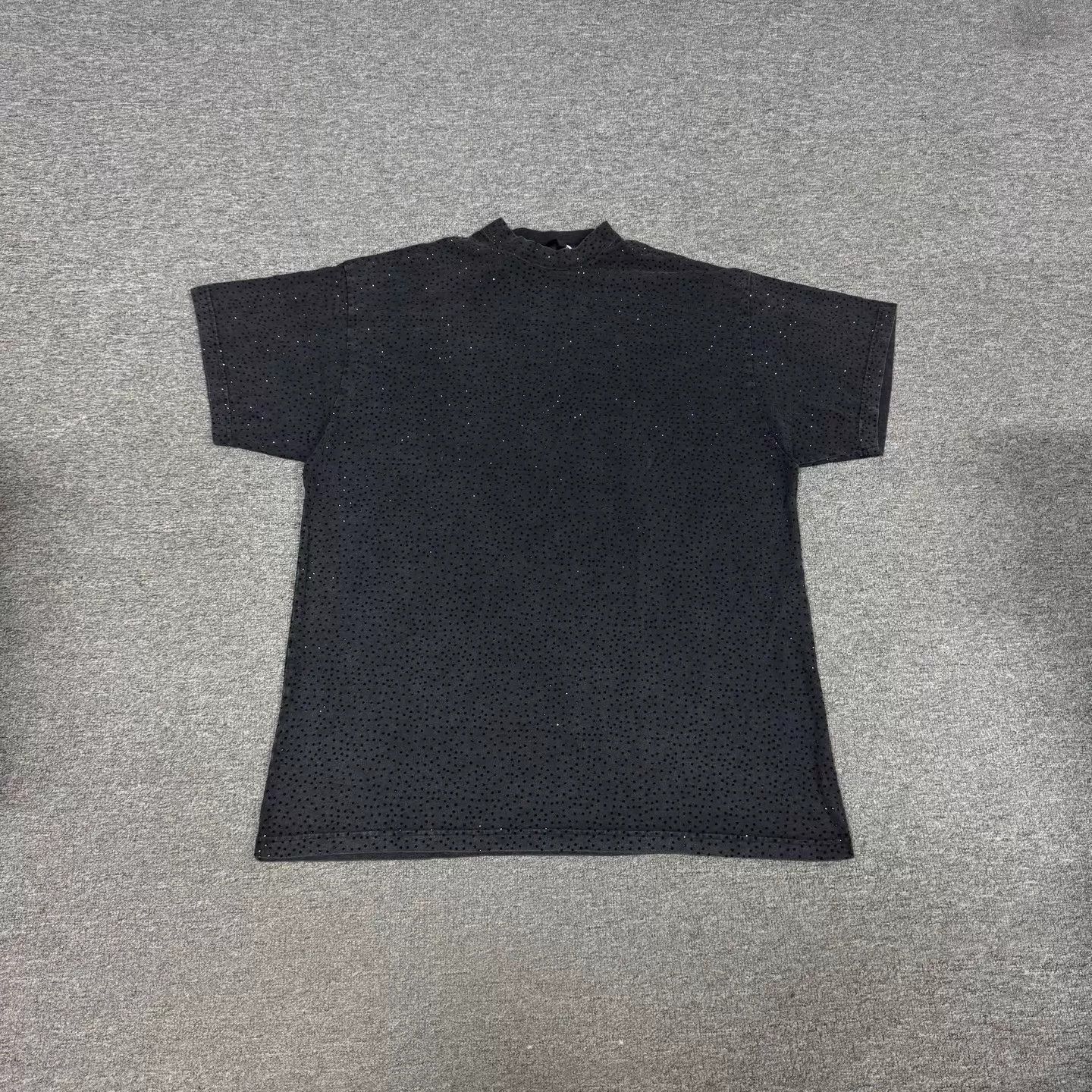 Balenciaga Balenciaga crystal distressed highneck short tee 3 Size L / US 10 / IT 46 - 2 Thumbnail