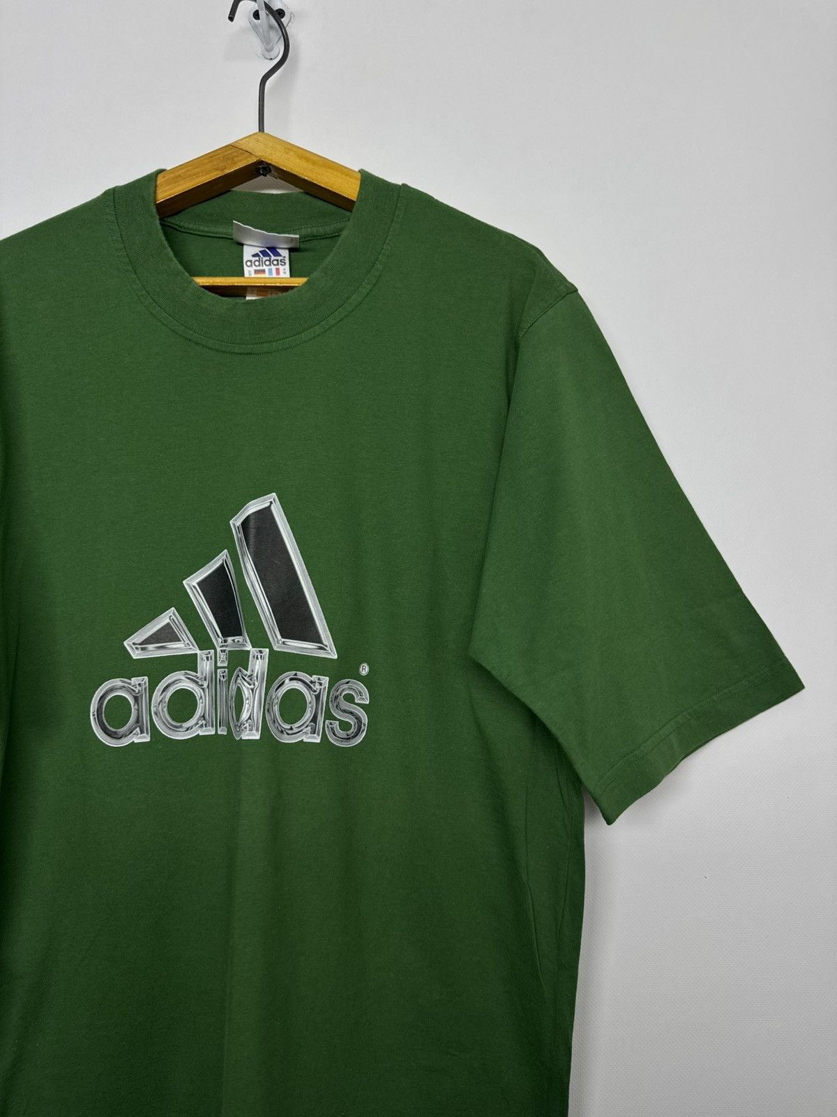 Adidas Vintage Adidas Big Logo T-Shirt 90’s Size US M / EU 48-50 / 2 - 6 Thumbnail
