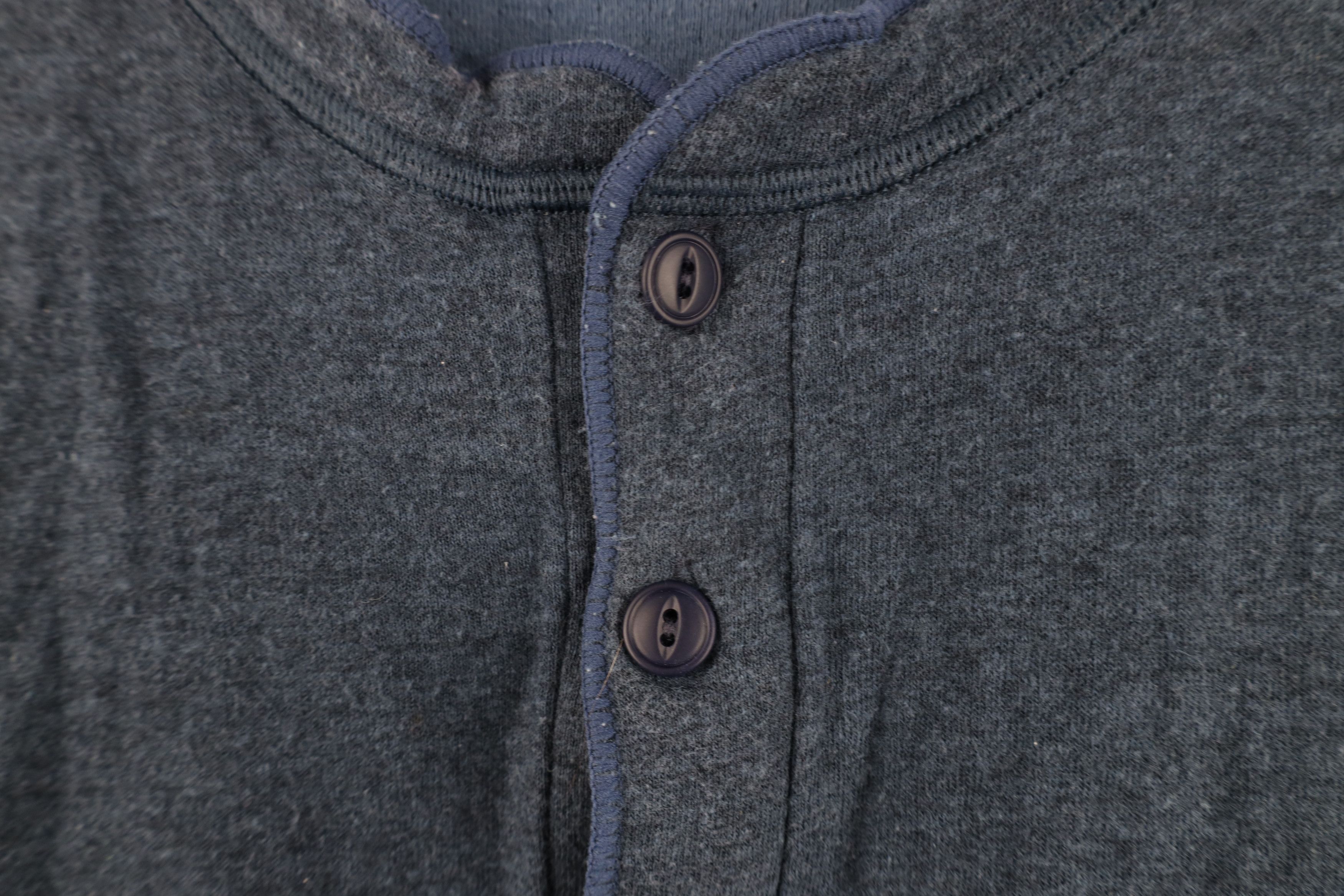 L.L. Bean Vintage 90s LL Bean Driver Long Sleeve Henley T-Shirt Blue Size US XL / EU 56 / 4 - 4 Thumbnail