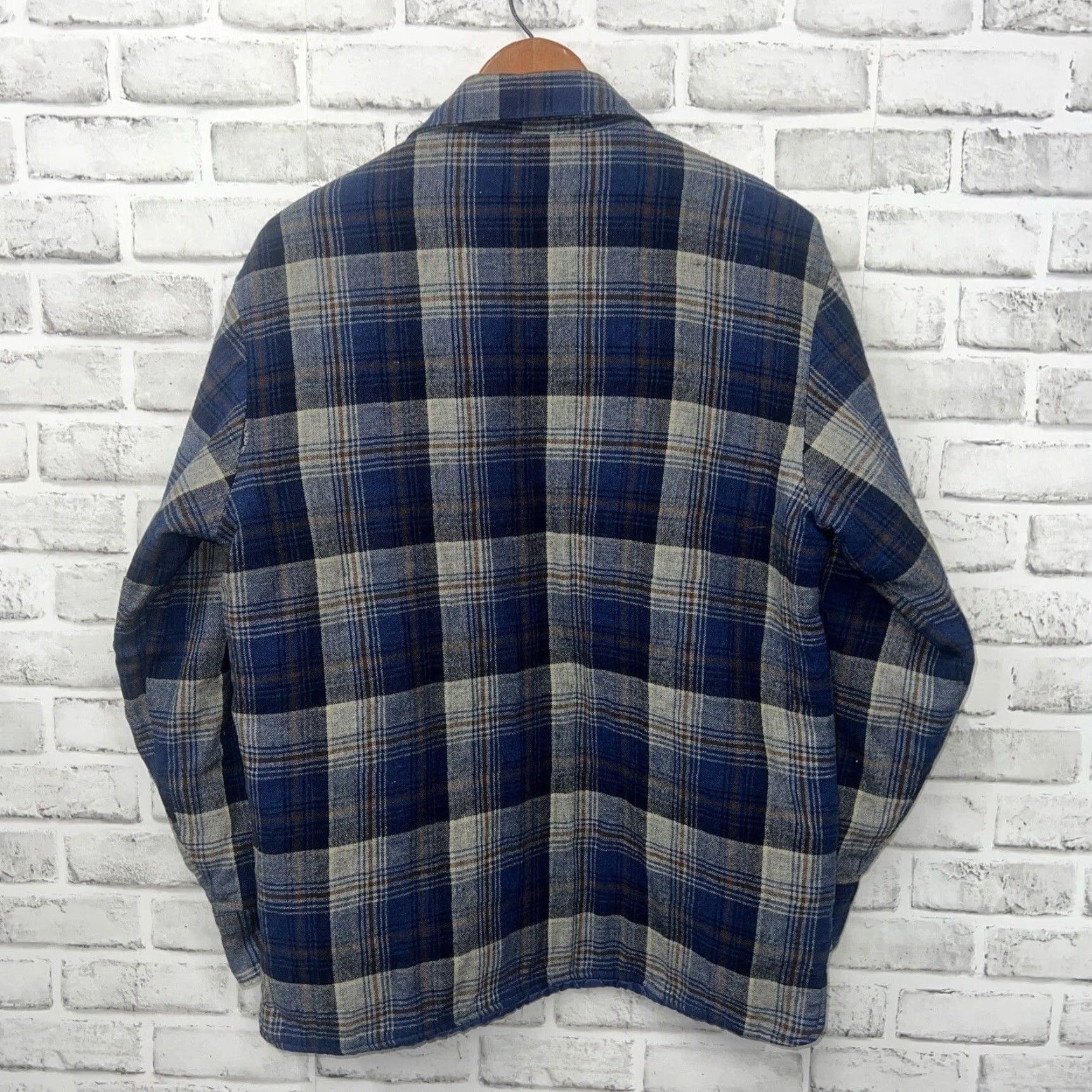 Vintage VINTAGE Woodland Plaid Button-Up Shirt Mens Medium Blue Wool Blend Long Sleeve Quilted Size US M / EU 48-50 / 2 - 4 Thumbnail