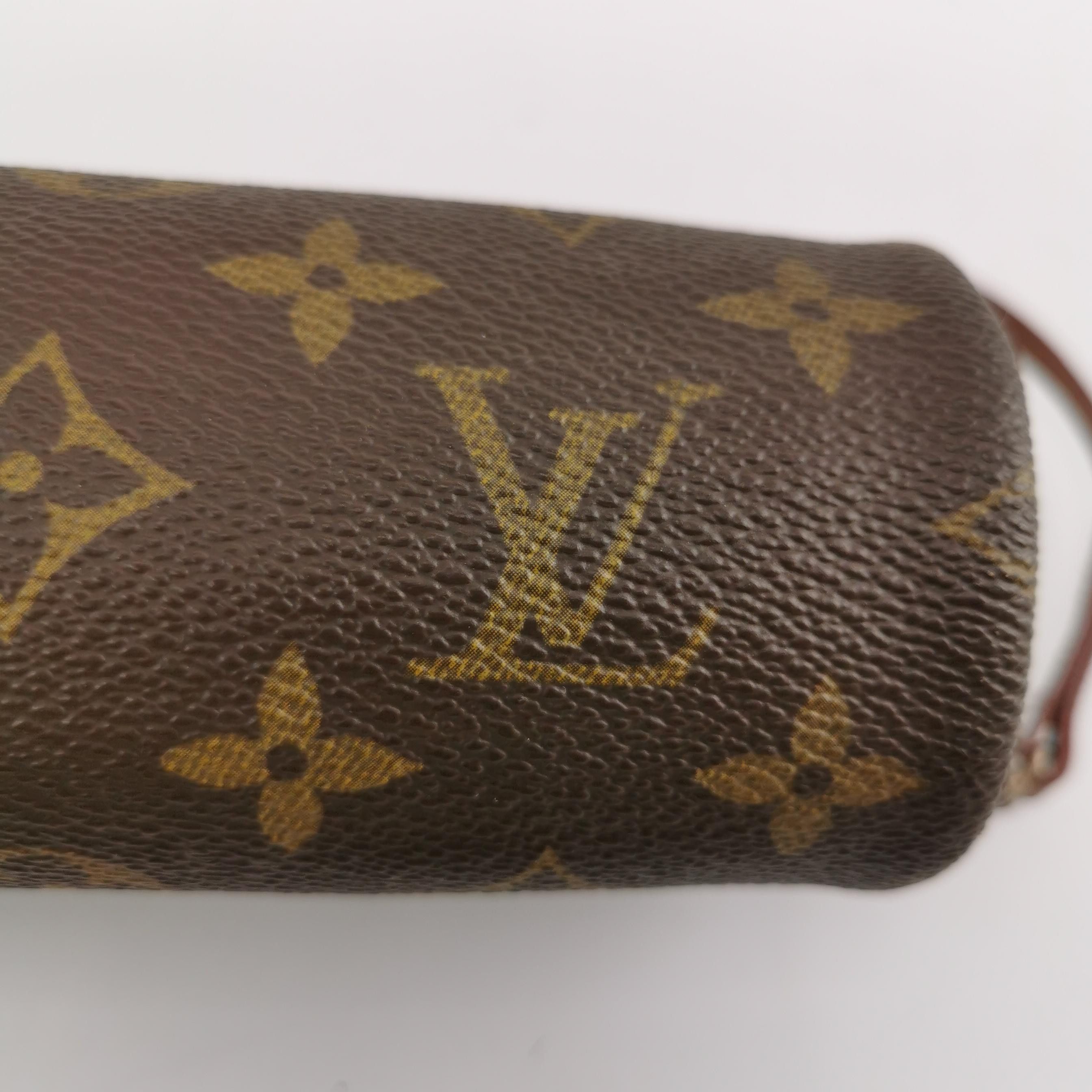Louis Vuitton Louis Vuitton (LV) Papillon Mini Zipper Monogram Print Drum Size ONE SIZE - 5 Thumbnail