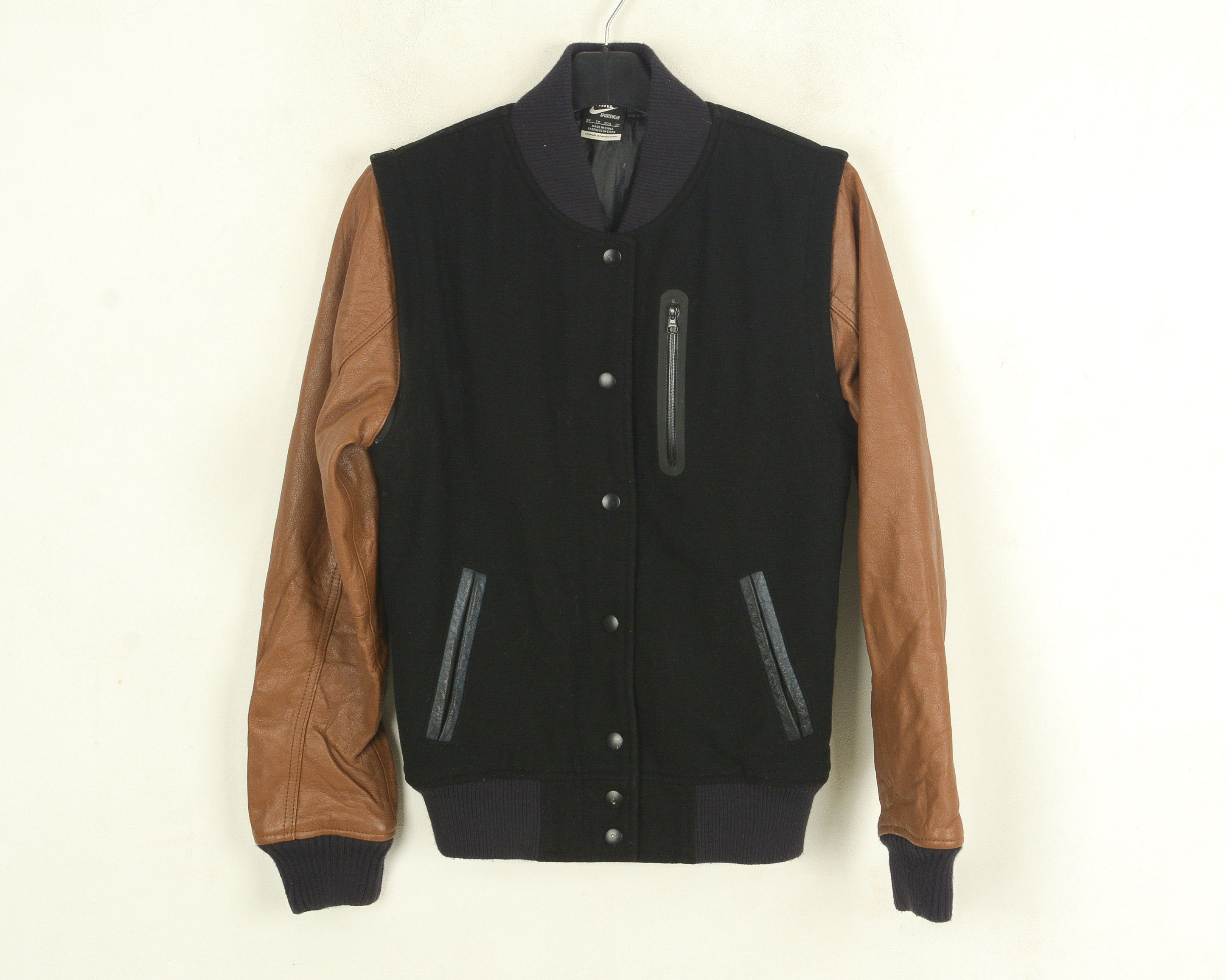 Nike NSW destroyer women XS wool jacket leather sleeves bomber Size XS / US 0-2 / IT 36-38 - 1 Thumbnail