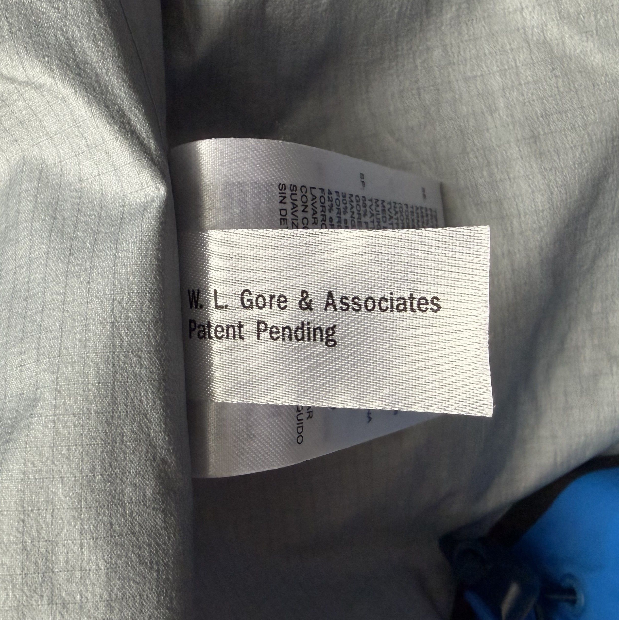 Haglofs HAGLOFS BKV ROC Spirit Gore-Tex Pro Jacket Size L Blue Size L / US 10 / IT 46 - 21 Thumbnail