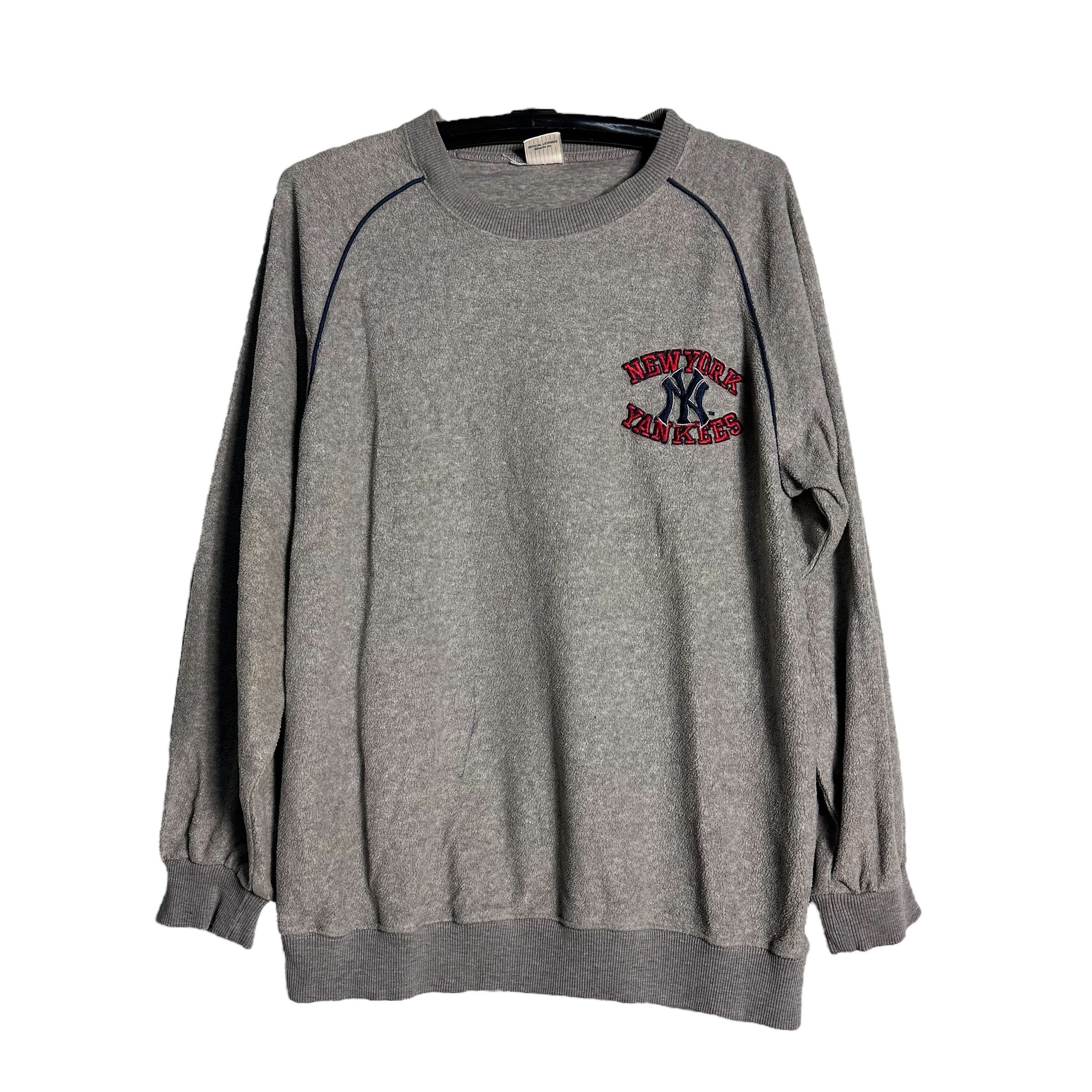 🔥RARE🔥Vintage New York Yankess MLB Fleece Sweatshirt