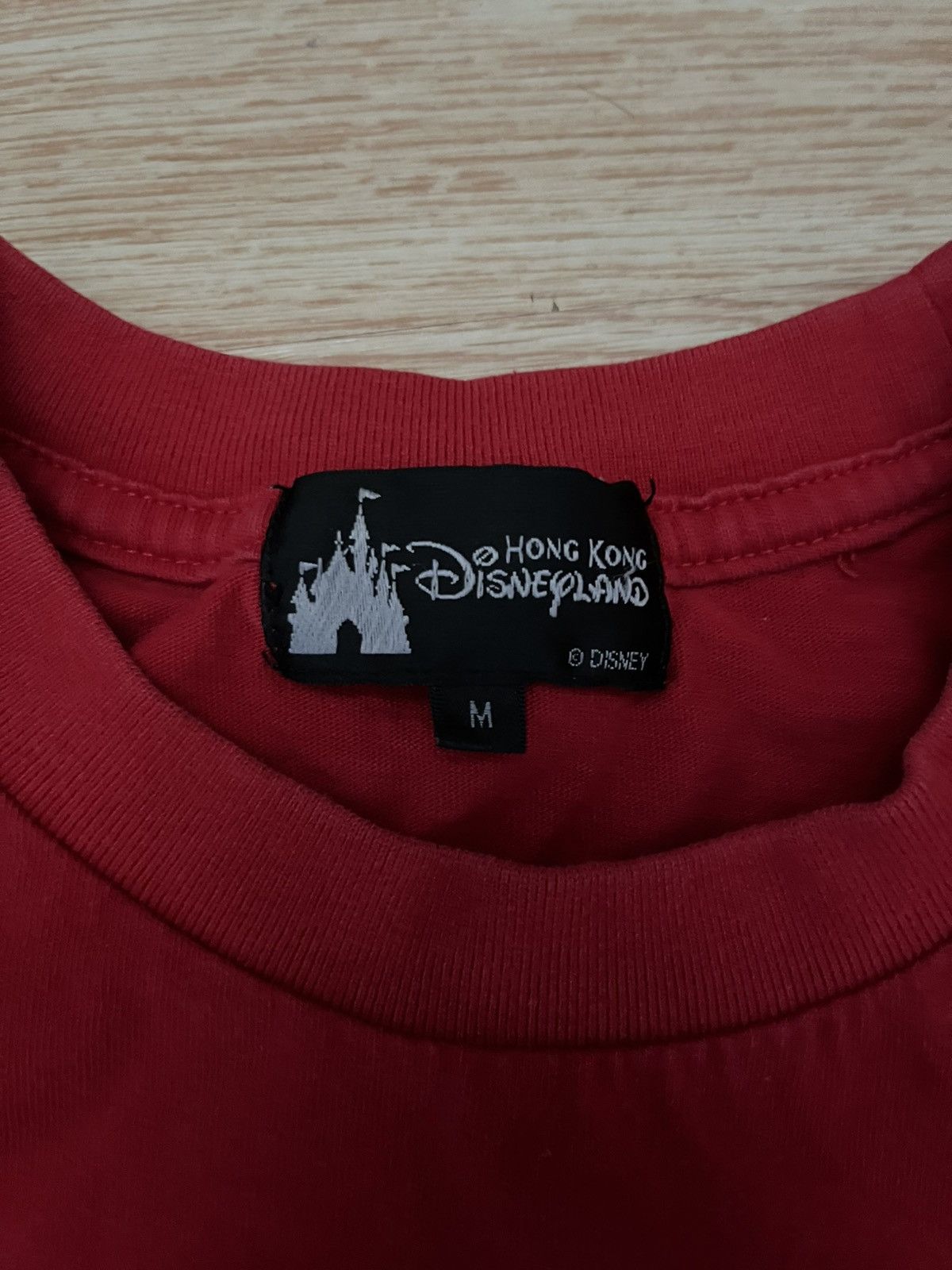 Disney Disneyland Hong Kong 1900’s Tee (Shmedium) Size US M / EU 48-50 / 2 - 5 Thumbnail
