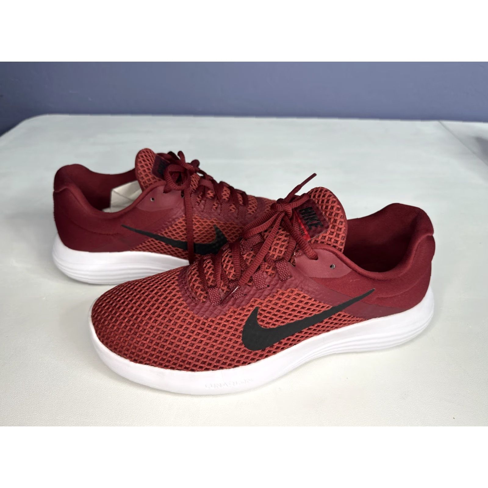 Nike Nike Lunar Converge Sneaker Mens Sz 10.5 2017 Maroon Burgundy Running Size US 11 / EU 44 - 4 Thumbnail