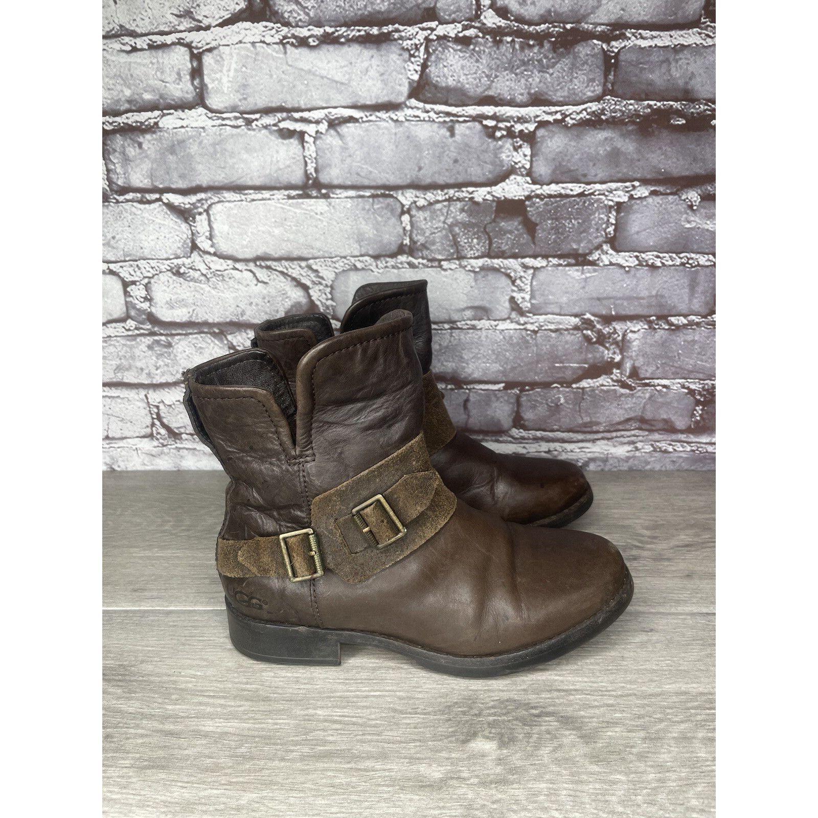 Ugg UGG® AUSTRALIA CYBELE STOUT LEATHER BIKER BOOTS Women Sz 5.5 Size US 5.5 / IT 35.5 - 16 Thumbnail