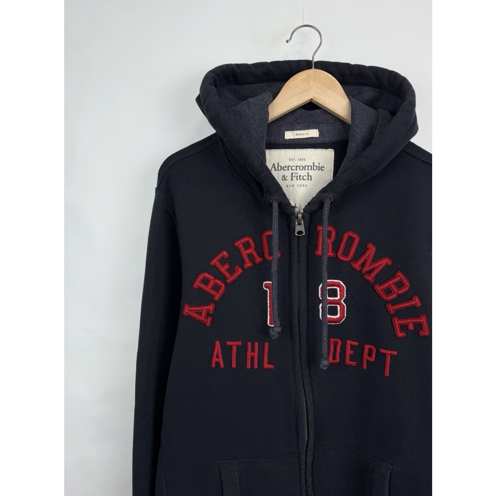 Abercrombie & Fitch VINTAGE Abercrombie & Fitch Distressed Hoodie Opium Style Rare Dark Blue L Mens Hoodie Size US L / EU 52-54 / 3 - 3 Thumbnail
