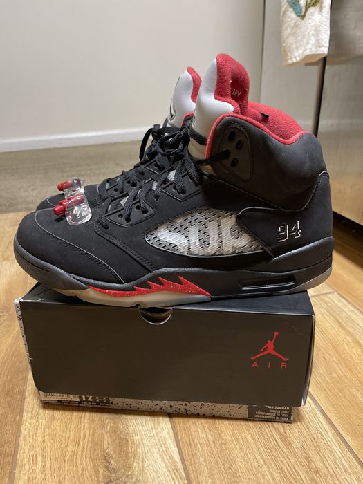 Black Supreme Jordan 5