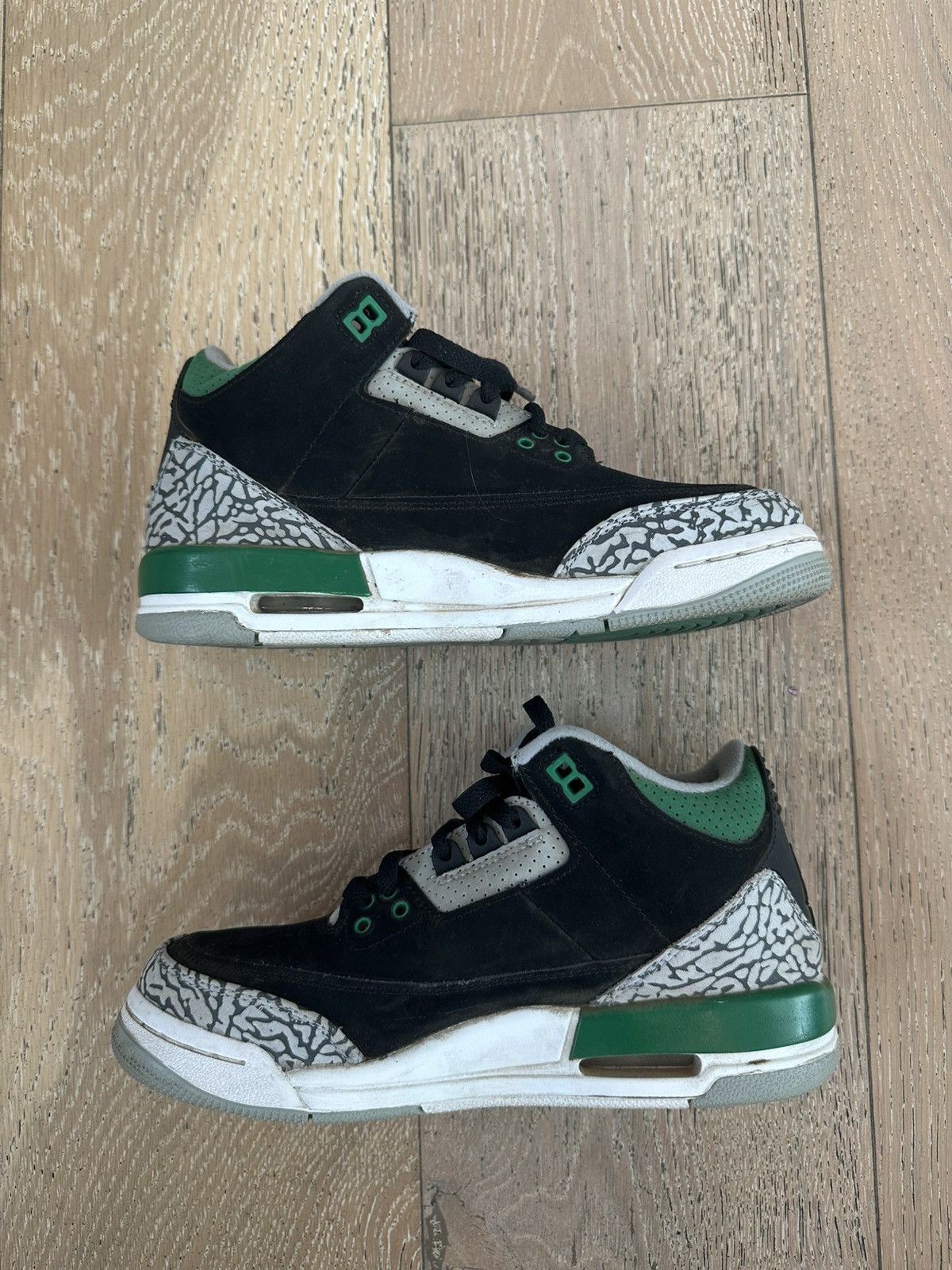 Jordan Brand Jordan 3 Retro Pine Green Size US 6 / EU 39 - 5 Thumbnail