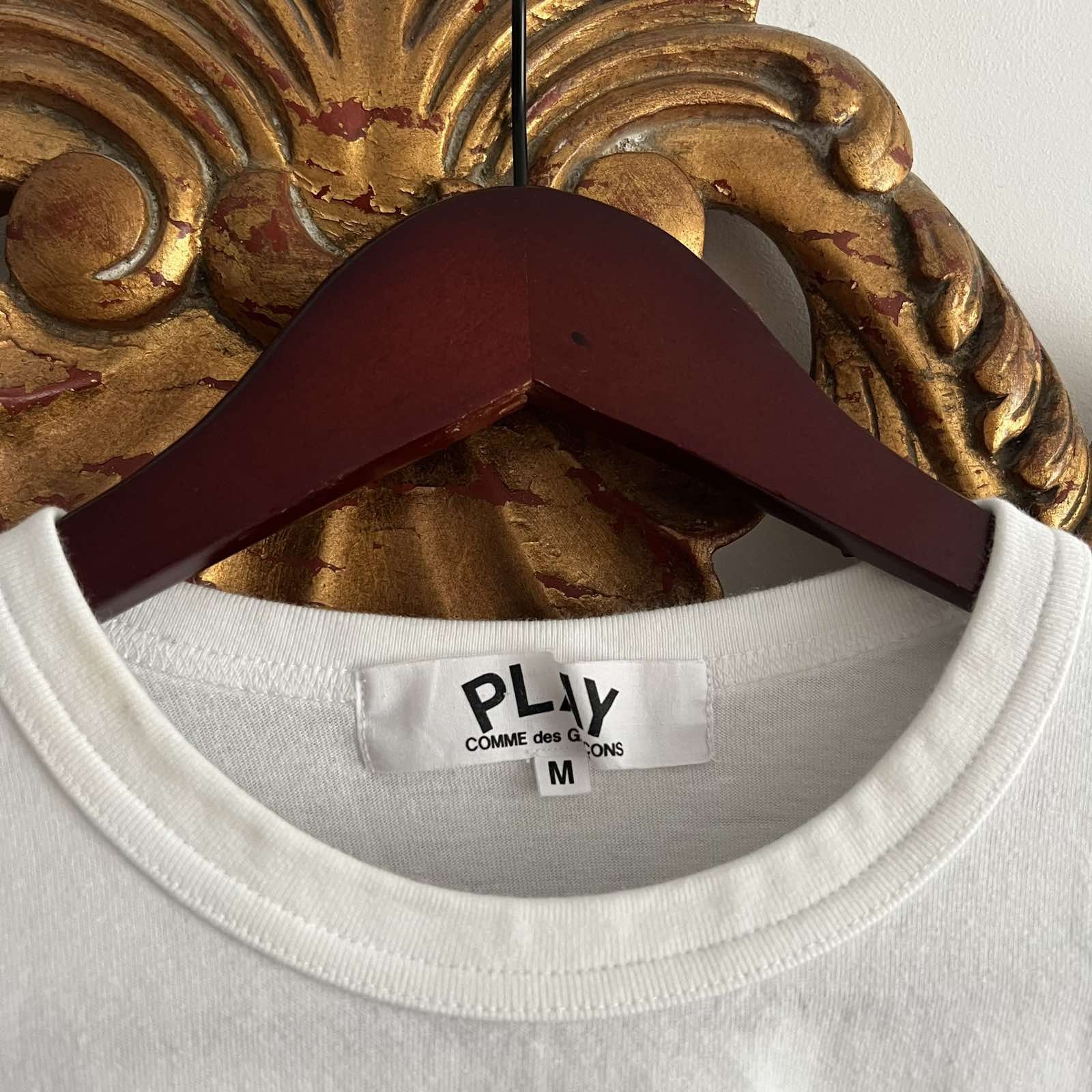 Comme des Garcons Luxury Play Comme Des Garson y2k logo tee Size S / US 4 / IT 40 - 4 Thumbnail