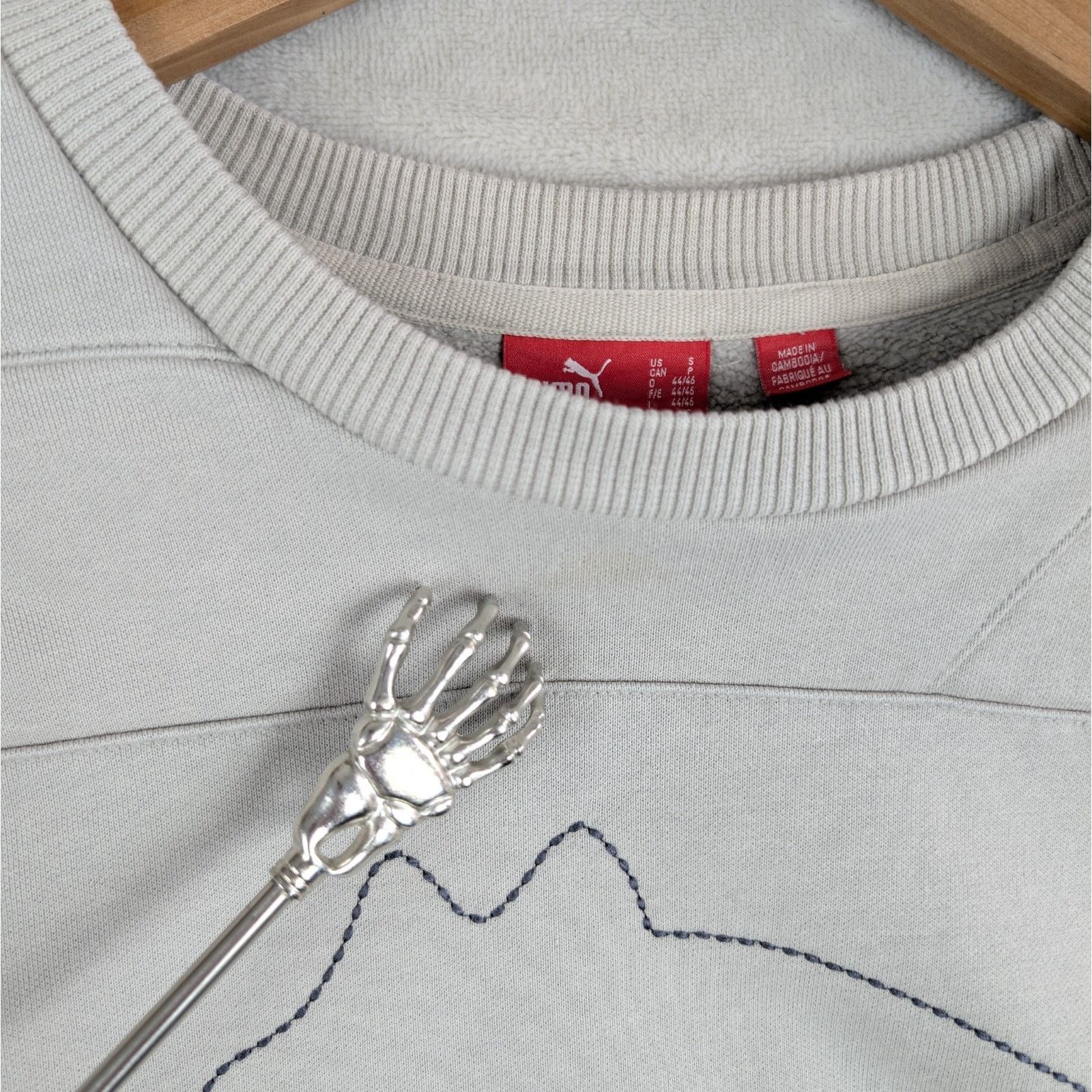 Puma Puma Sweatshirt Y2K Sweatshirt Gray Stitched *flaw* Size US S / EU 44-46 / 1 - 11 Thumbnail