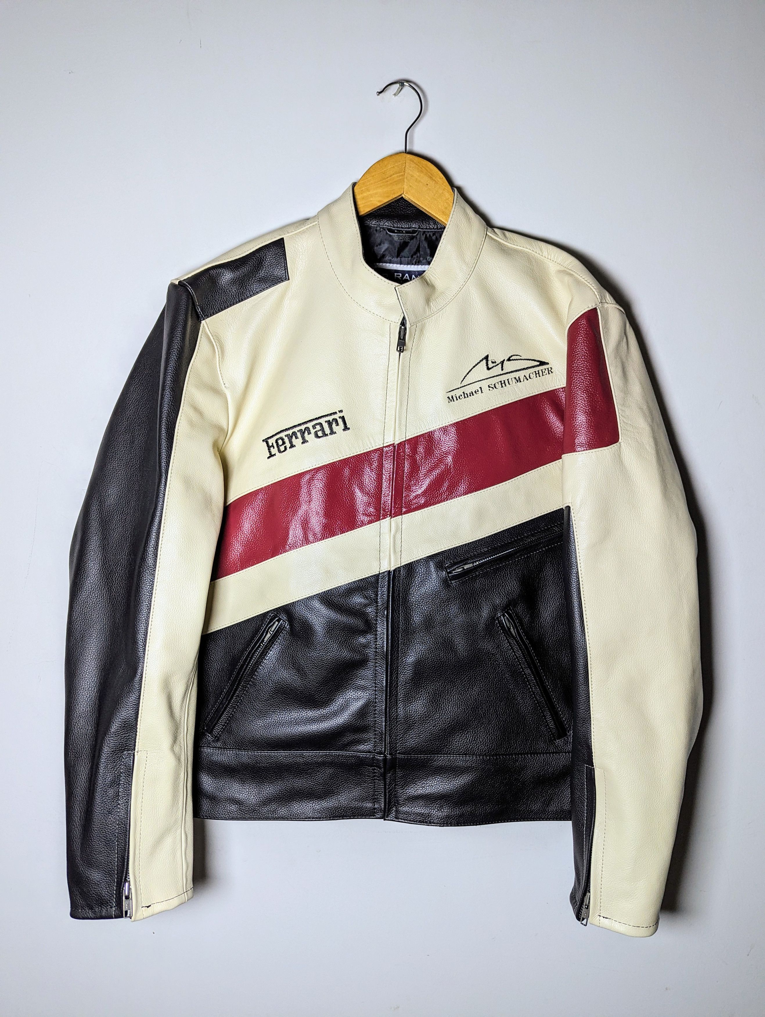 Yahoo!オークション - 非売品 フェラーリ F1 チーム 支給品