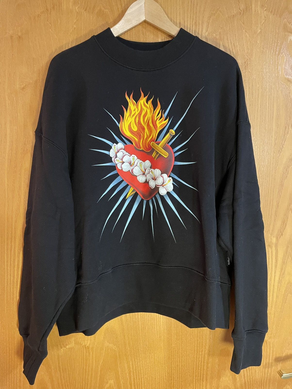 Palm Angels Palm Angels Sacred Heart Crewneck Size US S / EU 44-46 / 1 - 1 Thumbnail