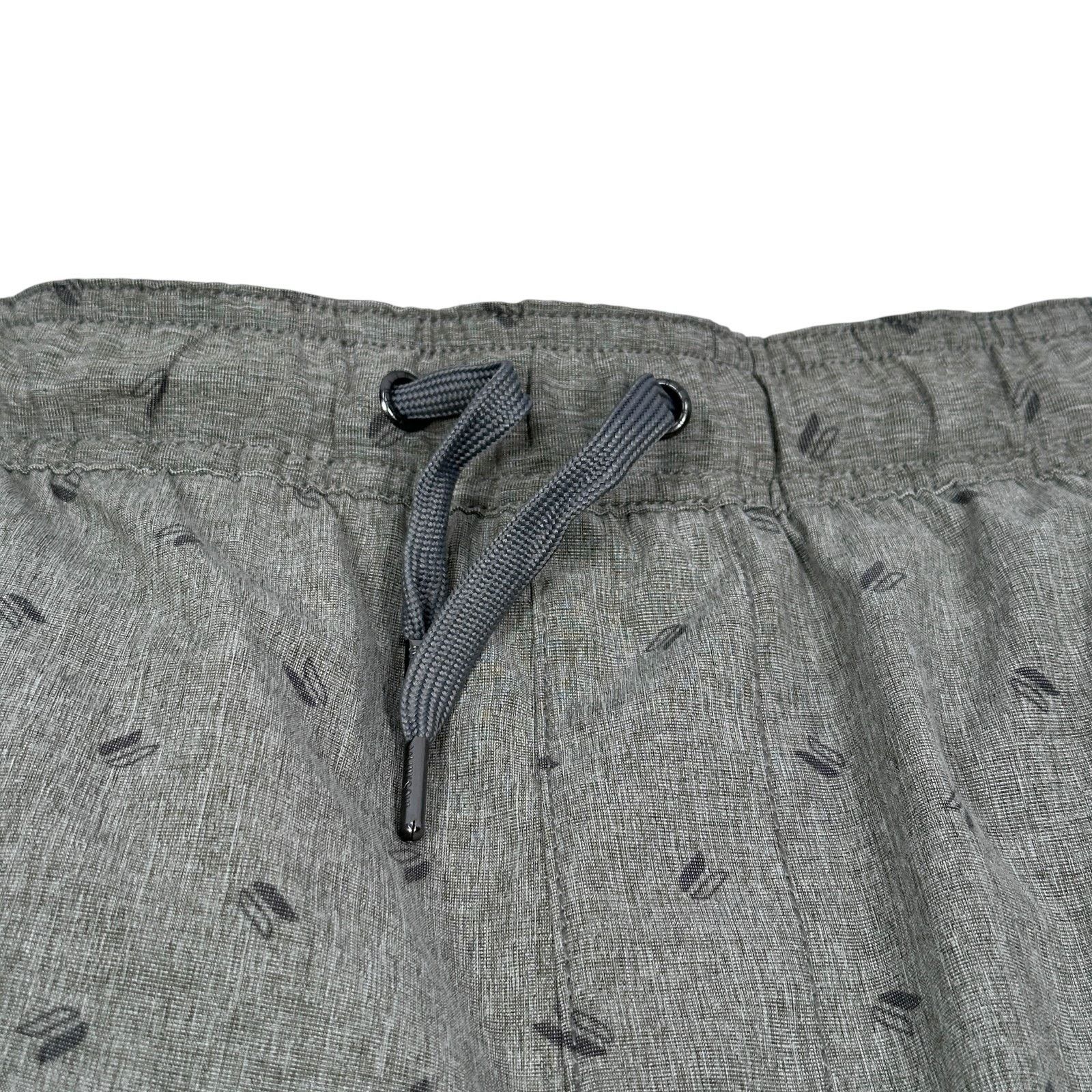 Other Linksoul Golf Shorts Men’s XXL Gray Logo Printed Drawstring Size US 40 / EU 56 - 3 Thumbnail