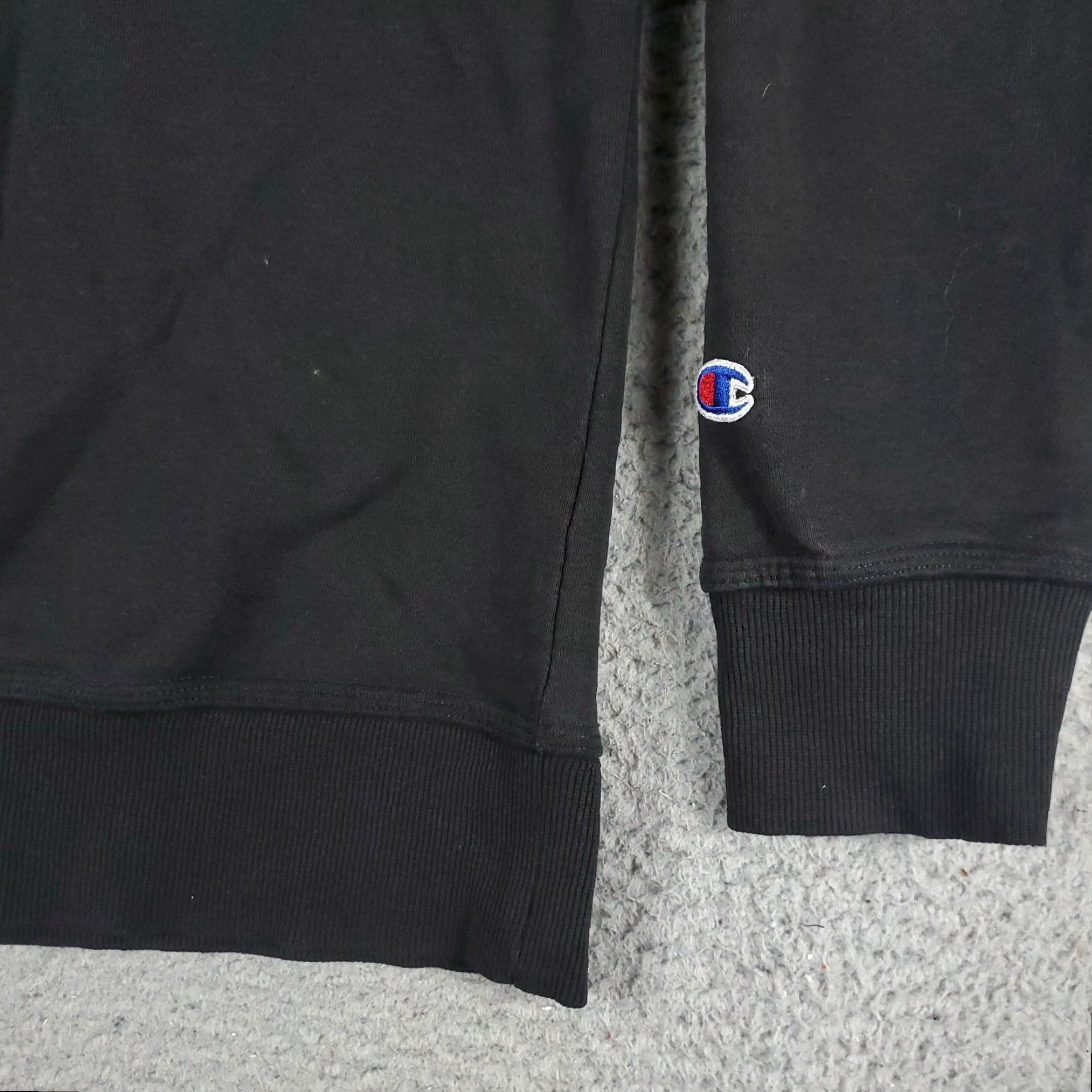 Champion VINTAGE Champion Men’s Large Black Pullover Sweatshirt Casual Crewneck Knit Logo Zipper Athletic Size US L / EU 52-54 / 3 - 4 Thumbnail