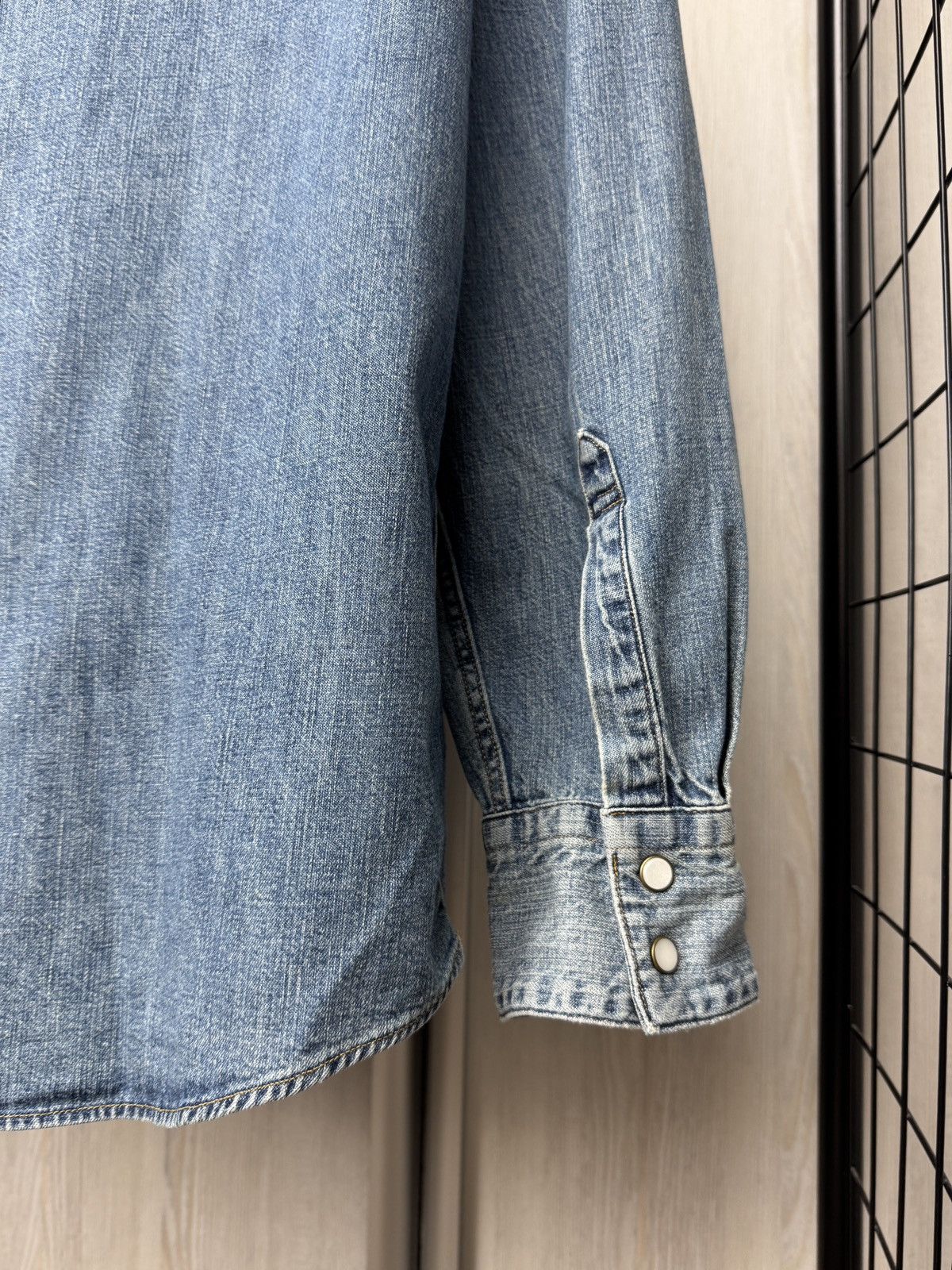 Levi's Levi’s blue denim faded long sleeve shirt Size US XL / EU 56 / 4 - 12 Thumbnail