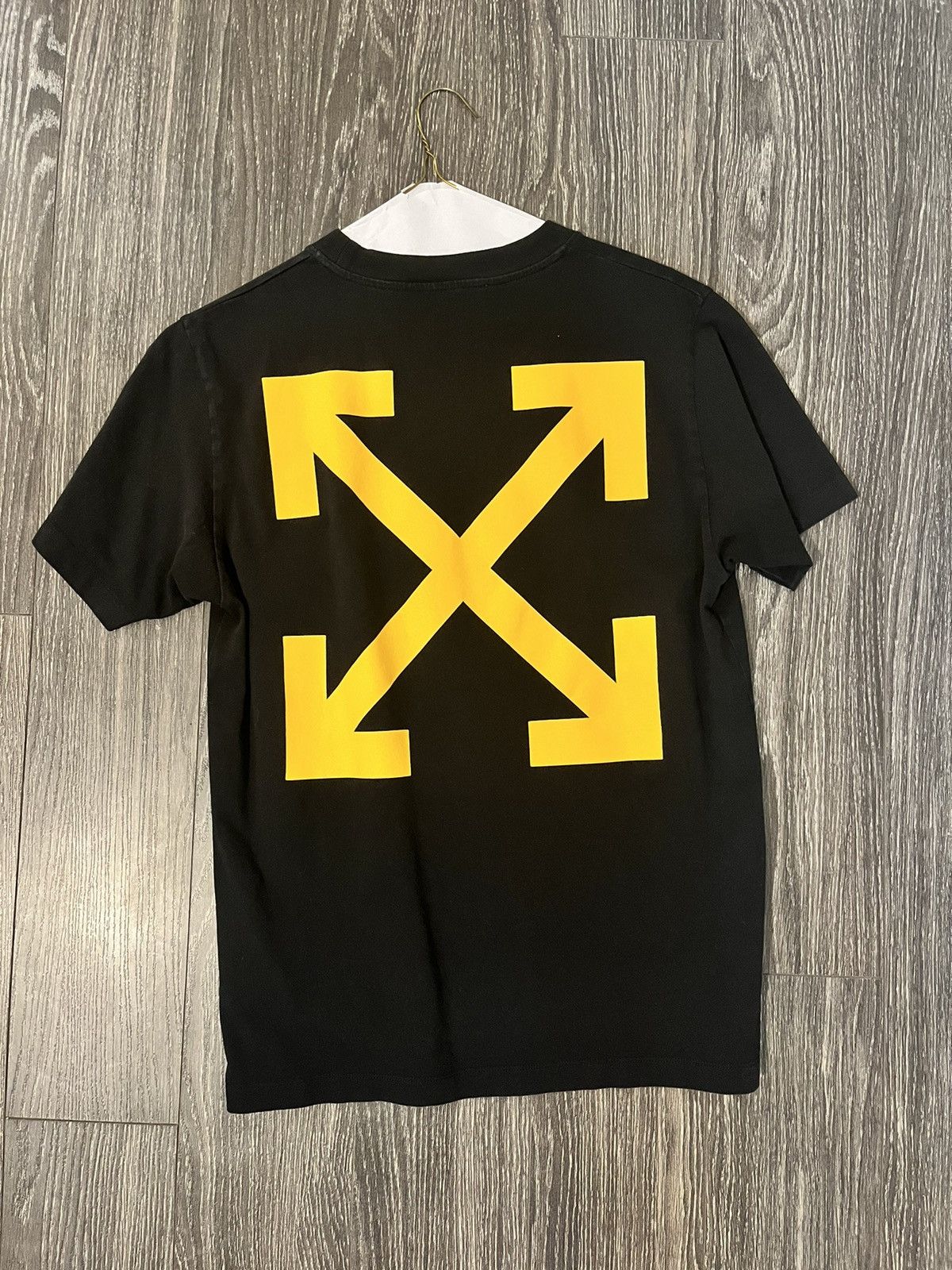 Off-White Off-white short sleeve LIMITED Size US M / EU 48-50 / 2 - 2 Thumbnail