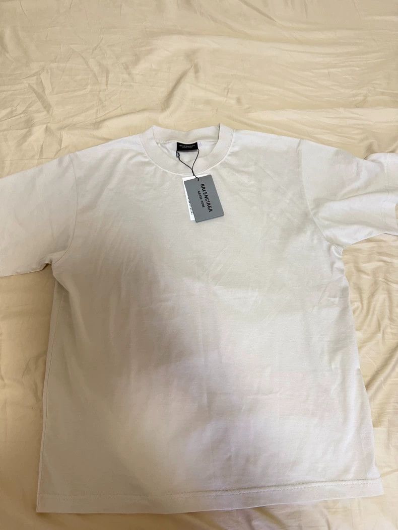Balenciaga Balenciaga Beige short-sleeved T-shirt Size US L / EU 52-54 / 3 - 1 Thumbnail