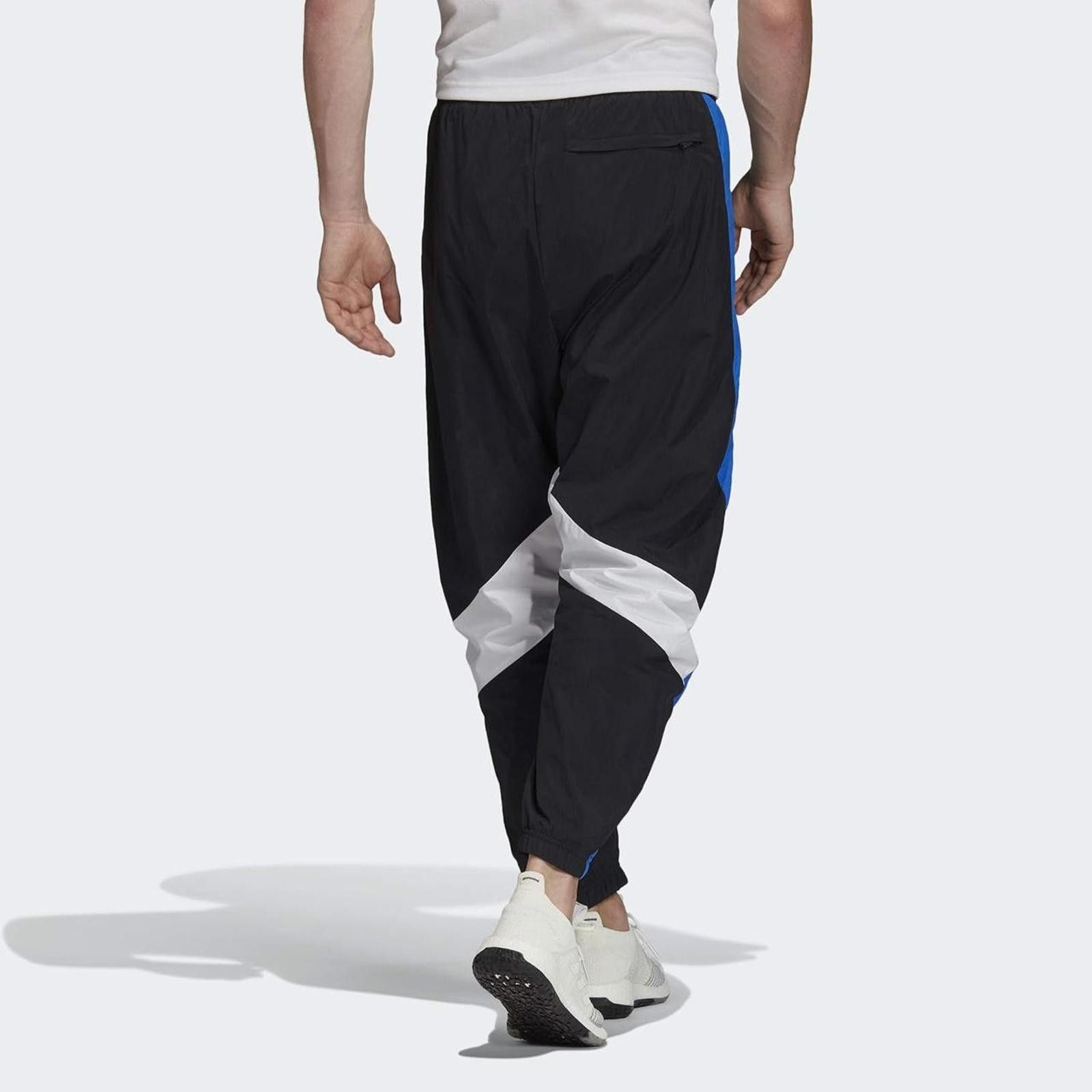 Adidas Adidas Blue Black White Size US 32 / EU 48 - 4 Thumbnail