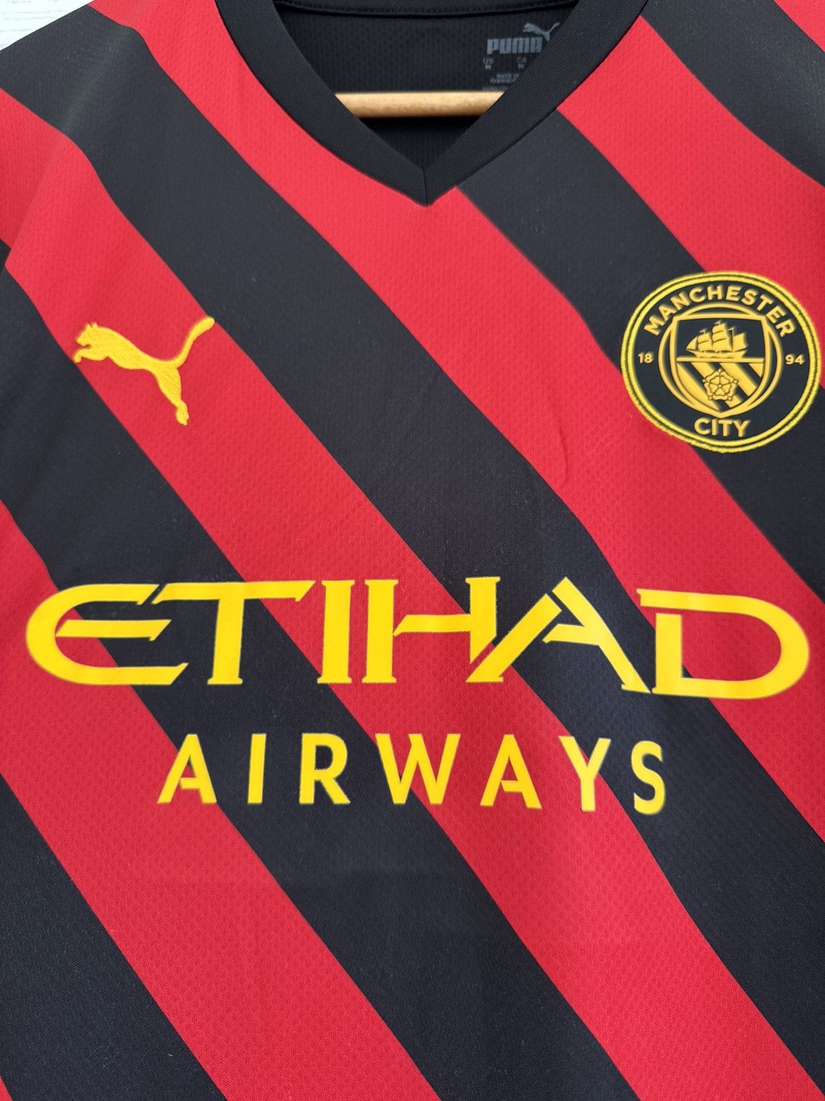 Puma Haaland #9 Manchester City 2022-2023 Away Soccer Jersey Kit Size US M / EU 48-50 / 2 - 9 Thumbnail