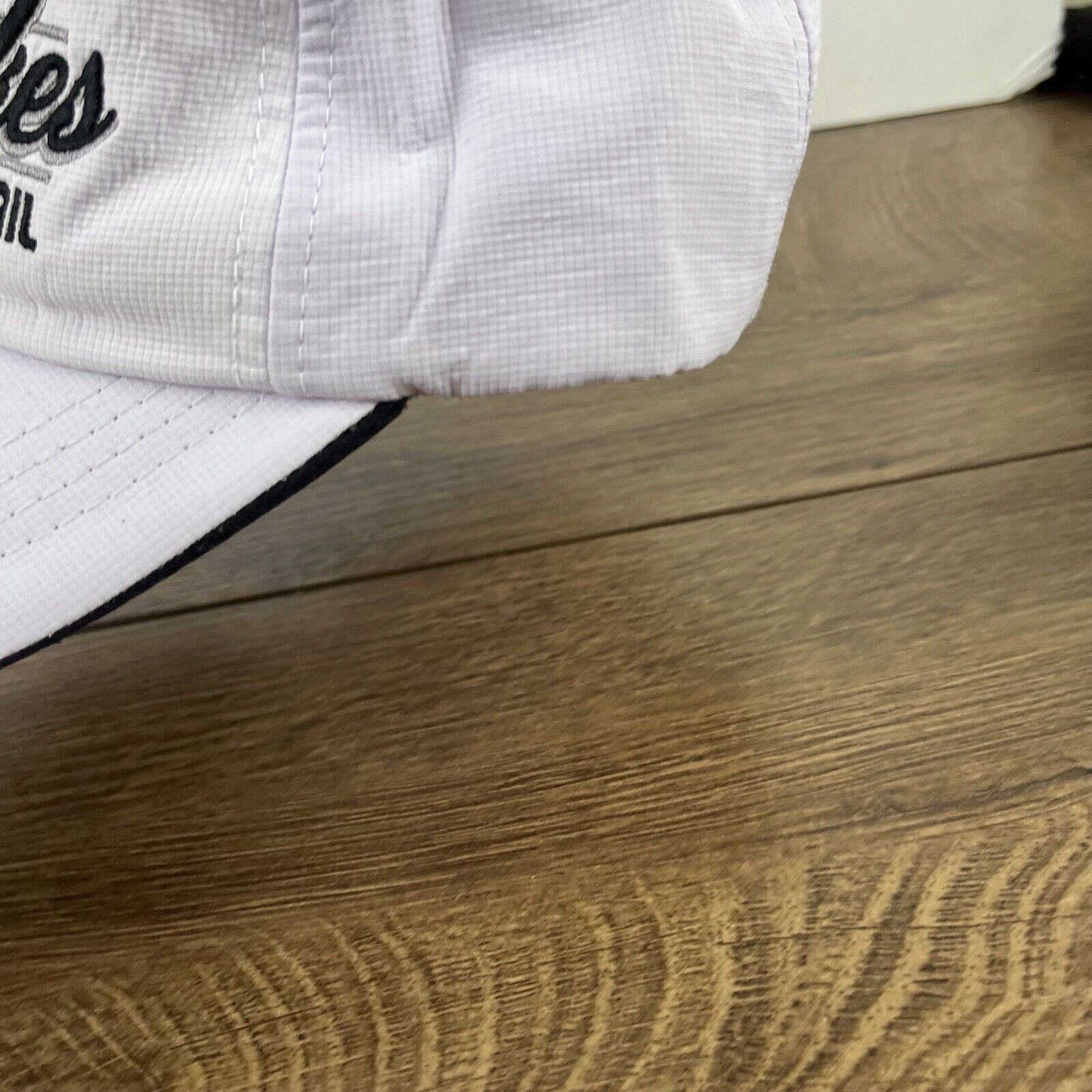 Other Silver Lakes Hat RT I Golf Trail Hat White Hat Adjustable Wh Size ONE SIZE - 9 Thumbnail