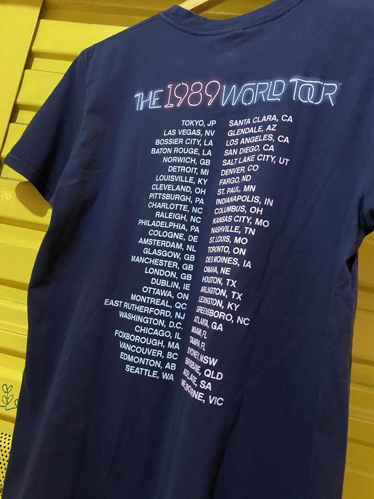 Band Tees Ramones 1234 Size US XL / EU 56 / 4 - 2 Thumbnail