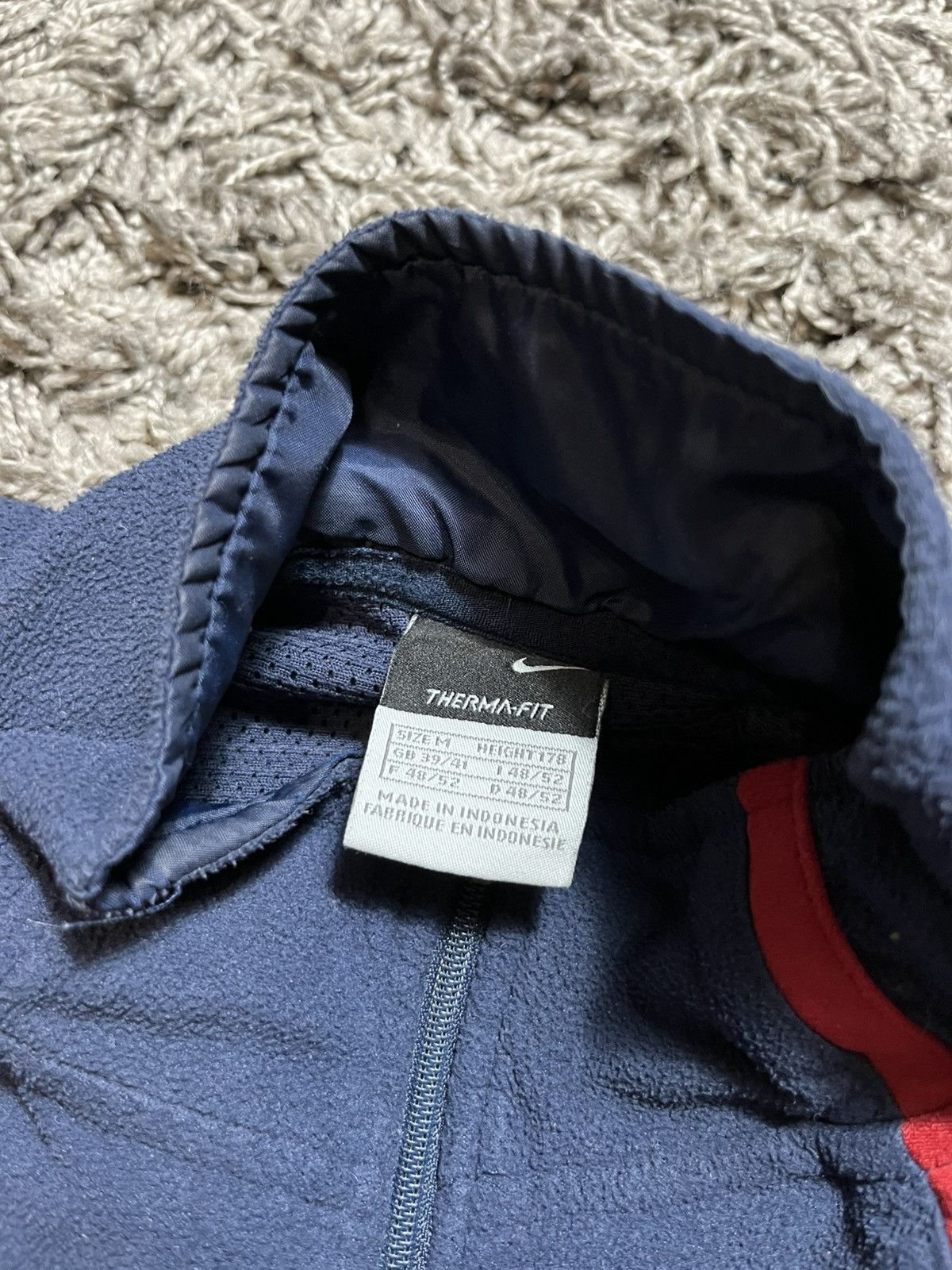 Nike NIKE TOTAL 90 THERMA FIT VINTAGE FLEECE SWEATER MENS Size US M / EU 48-50 / 2 - 9 Thumbnail
