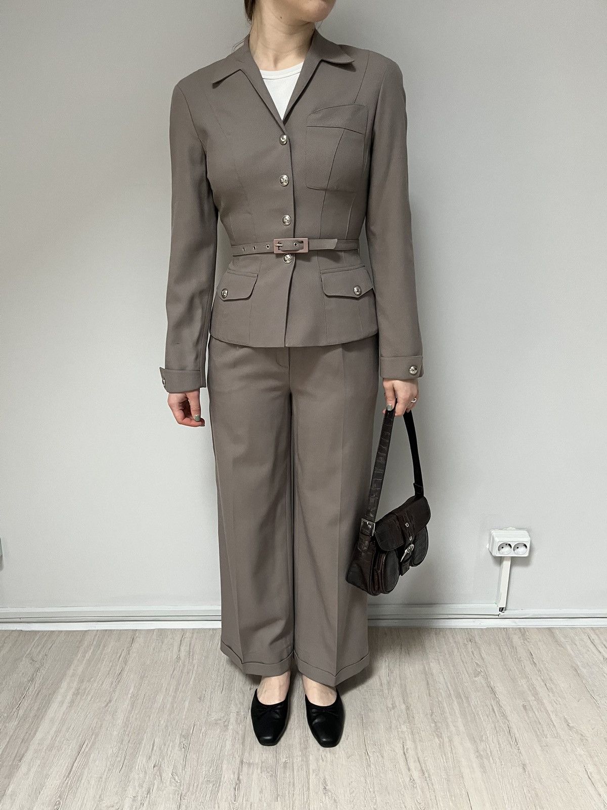 Mugler 90s Thierry Mugler Trouser Pant Suit With belt Beige Size 36 Size S / US 4 / IT 40 - 2 Thumbnail