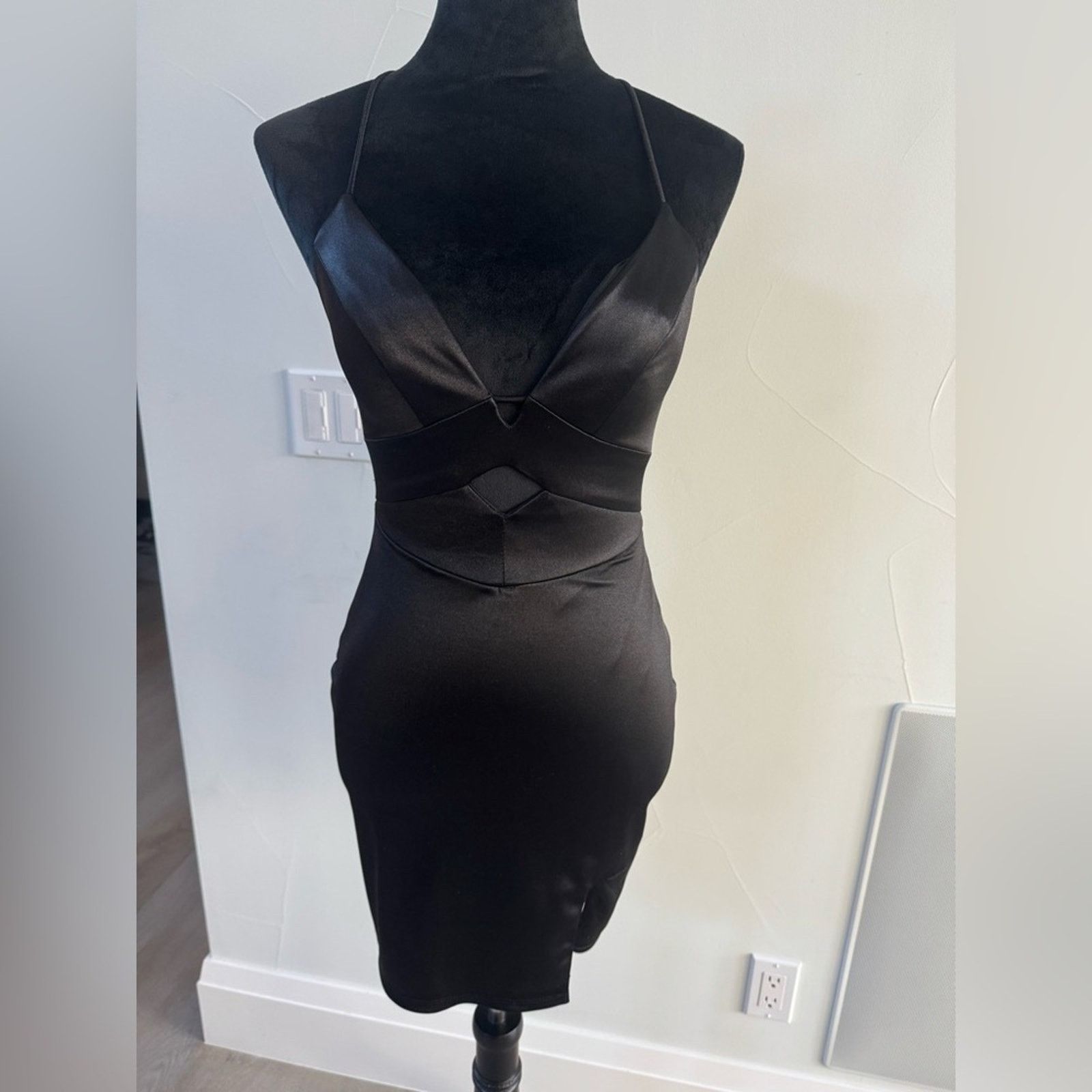 Other New Y2K Elegant Black Satin Dress size XS Size XS / US 0-2 / IT 36-38 - 2 Thumbnail