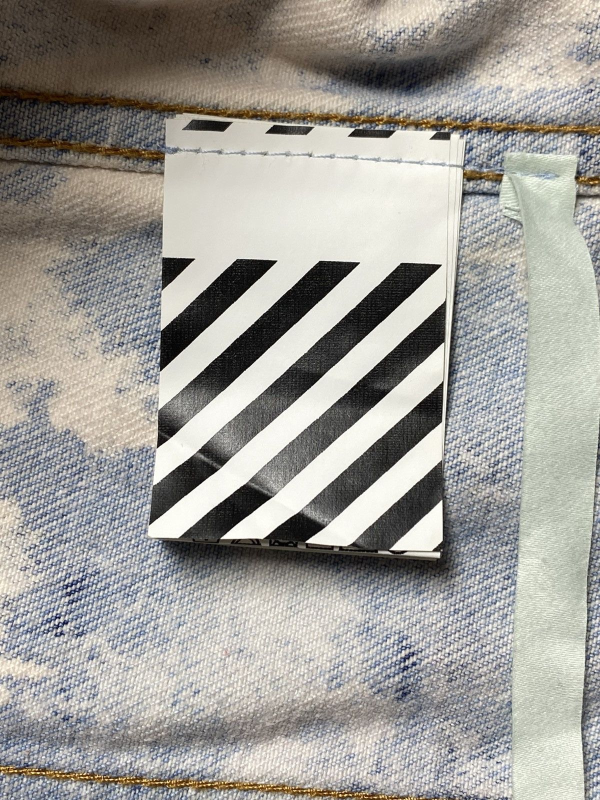 Off-White Off White - Extreme Bleached Arrows Denim Jacket Size US M / EU 48-50 / 2 - 19 Thumbnail
