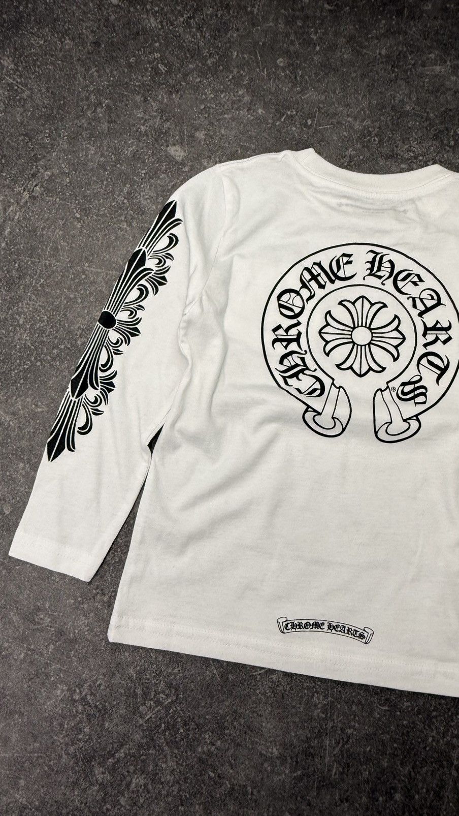 Chrome Hearts Chrome Hearts KIDS Horseshoe Floral Long Sleeve White Size US XXS / EU 40 - 5 Thumbnail