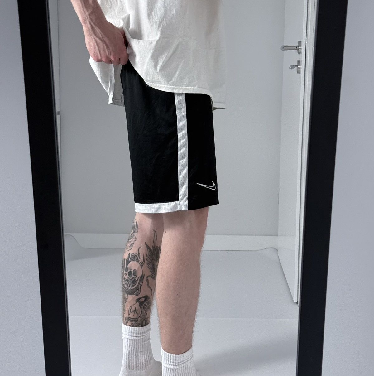 Other Vintage Nike Y2K streetwear sportswear shorts Size US 30 / EU 46 - 5 Thumbnail