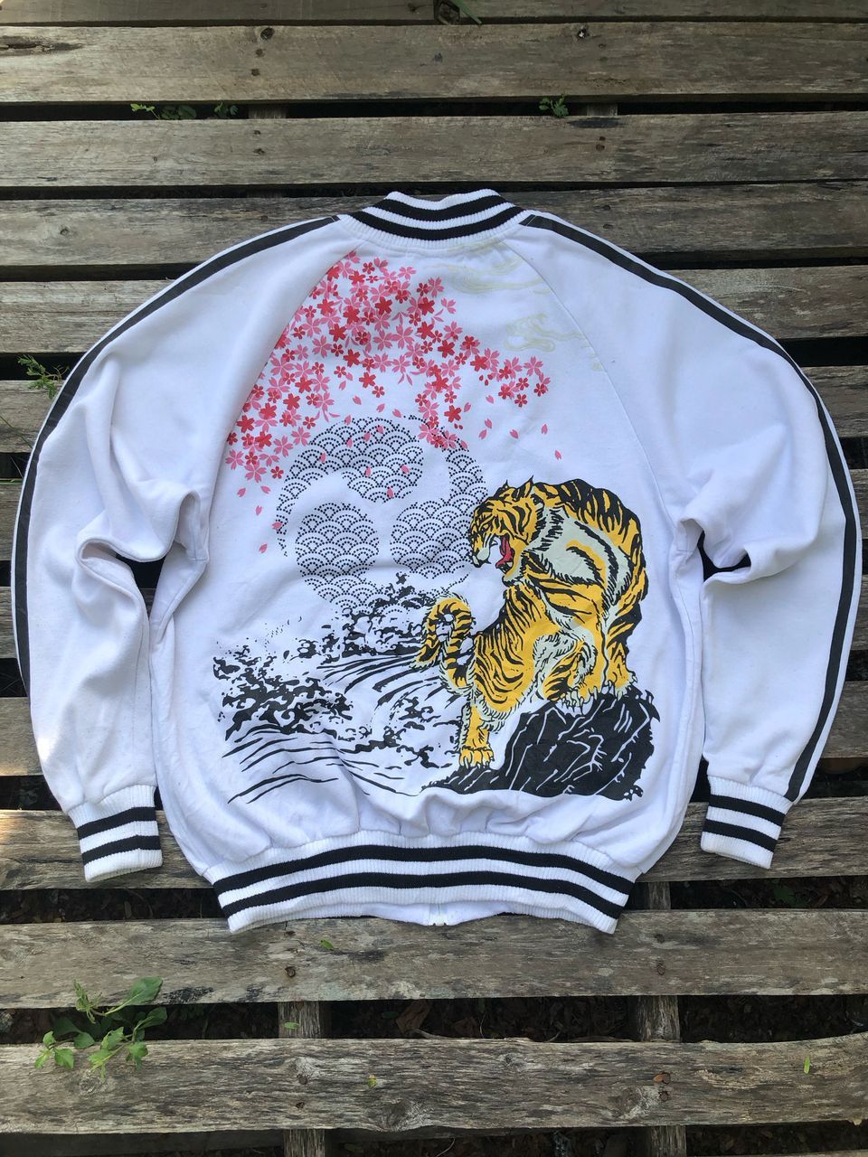 Japanese Brand × Vintage Vintage Sukajan Tiger Sweaters Size US L / EU 52-54 / 3 - 1 Thumbnail