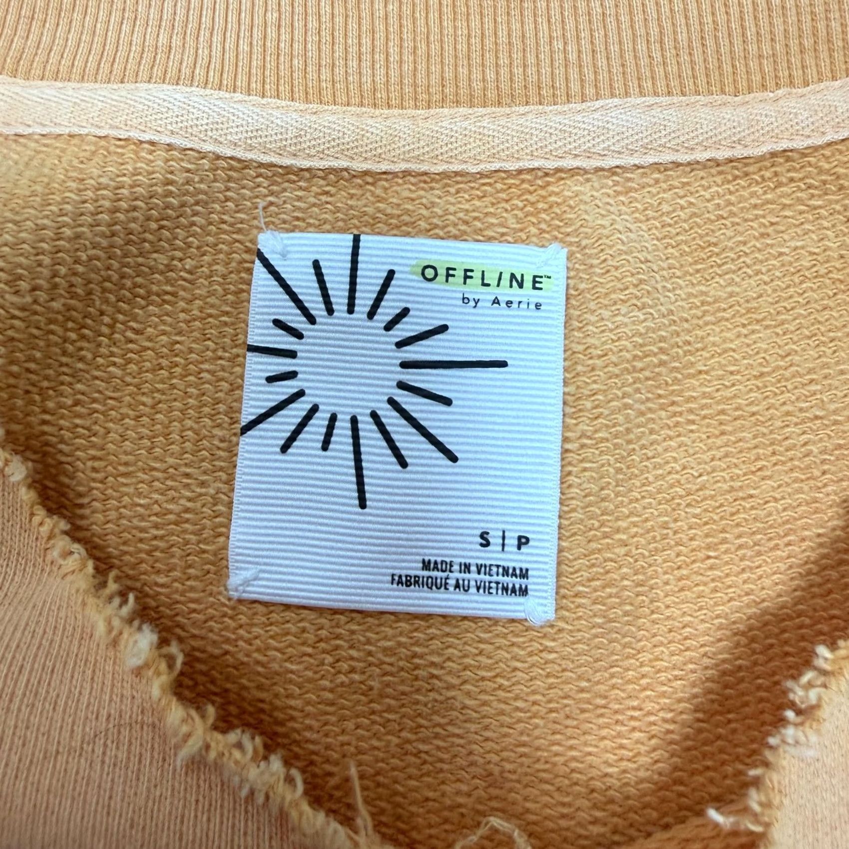 Vintage OFFLINE by Aerie Sweatshirt Womens Small Orange HYDRATED Cropped Fleece Pullover Size S / US 4 / IT 40 - 4 Thumbnail