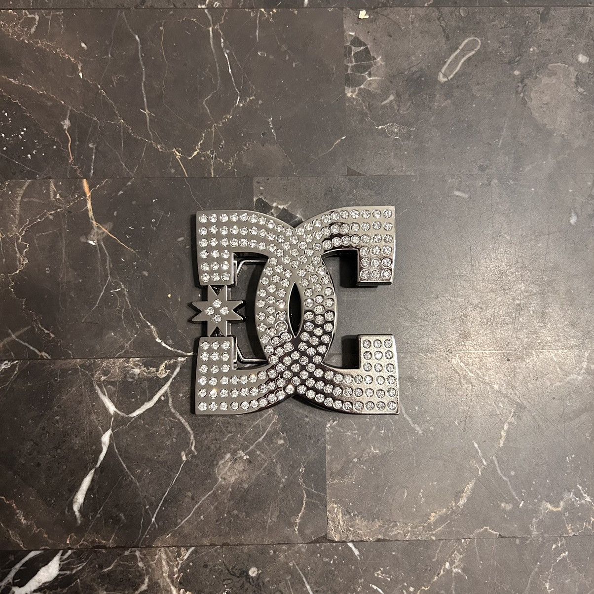 Louis Vuitton Belt Black Leather LV Logo Buckle