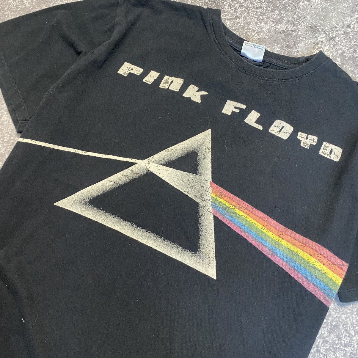 Band Tees Vintage Pink Floyd 2011 Big Graphic logo rock band tee Size US M / EU 48-50 / 2 - 5 Thumbnail