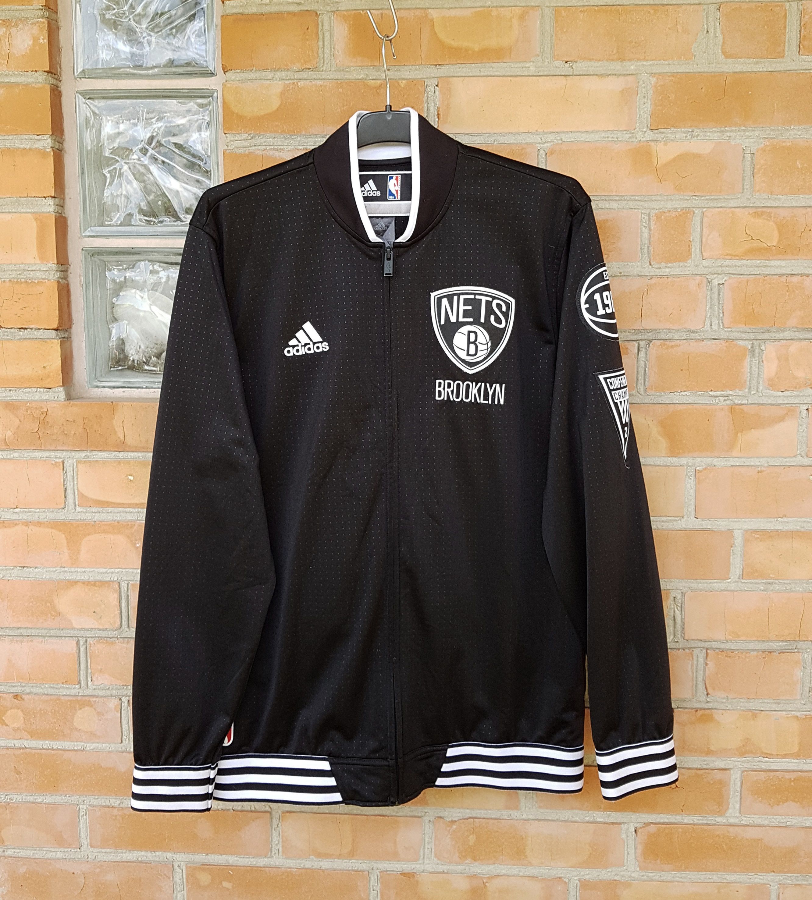 Adidas Adidas Brooklyn Nets Warm Up Bomber Jacket Full Zip sz L Size US L / EU 52-54 / 3 - 1 Thumbnail