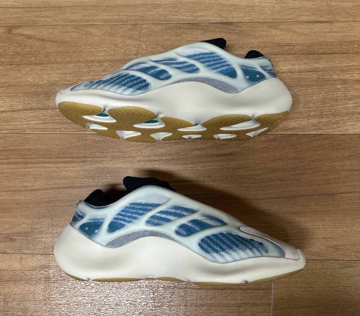 Adidas adidas Yeezy 700 V3 Kyanite Size US 12 / EU 45 - 4 Thumbnail
