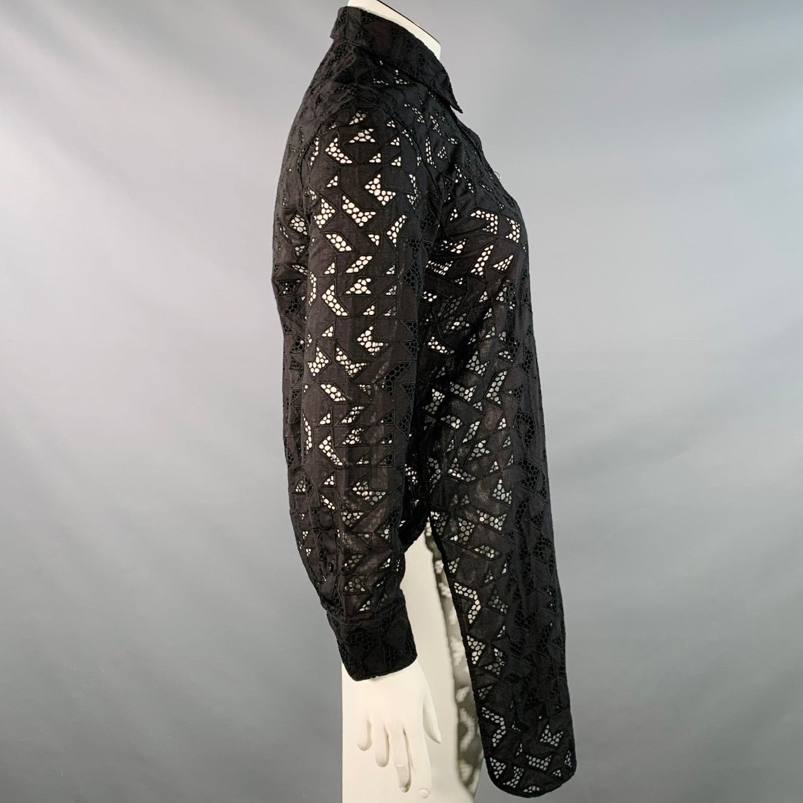 Neil Barrett Size L Black Cotton Eyelet Lace Asymmetrical Button Up Shirt Size L / US 10 / IT 46 - 3 Thumbnail