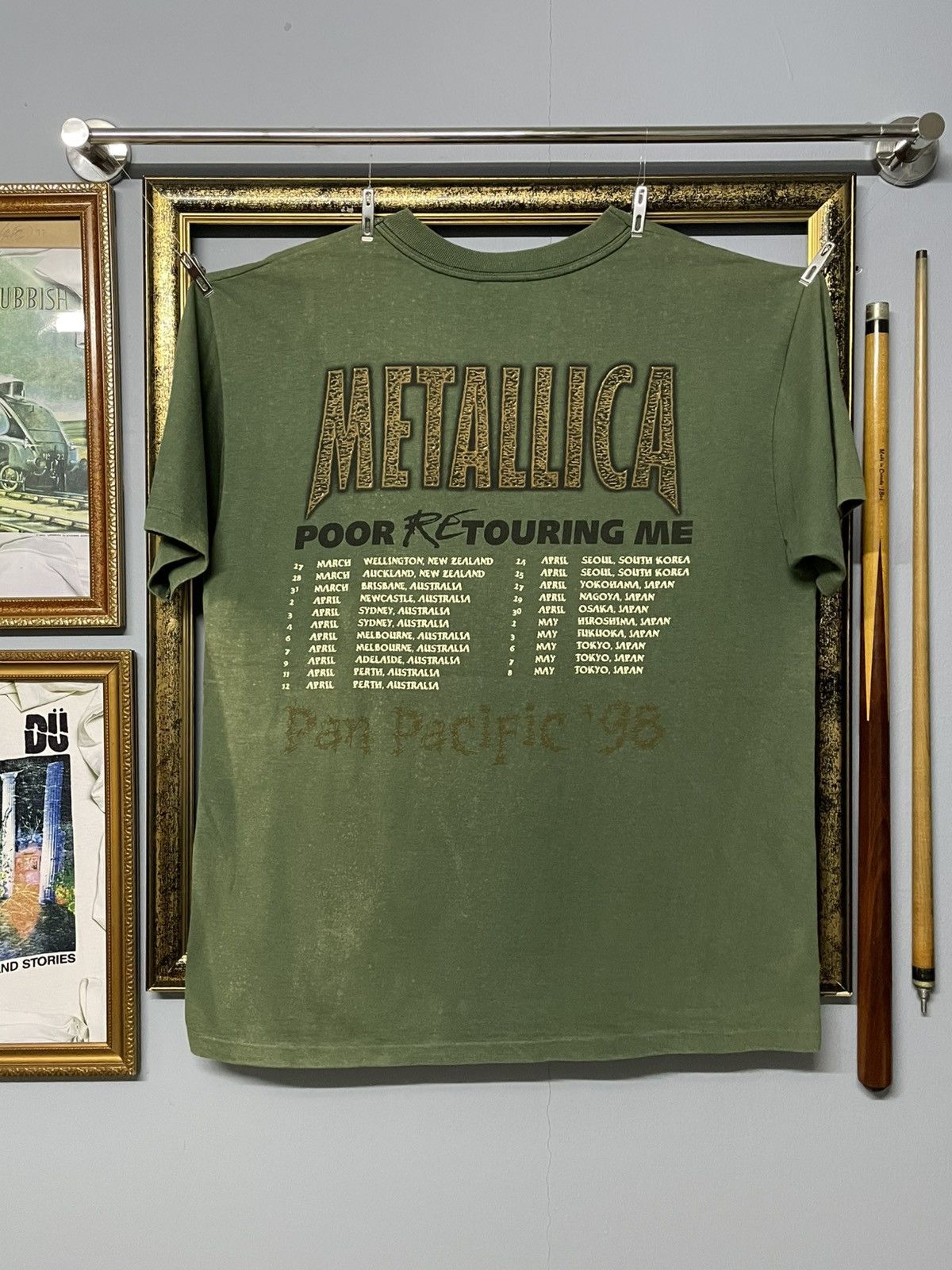 Vintage Vintage 1998 Og Metallica Tour Single Stitch Sunfaded Tee Size US XL / EU 56 / 4 - 14 Thumbnail